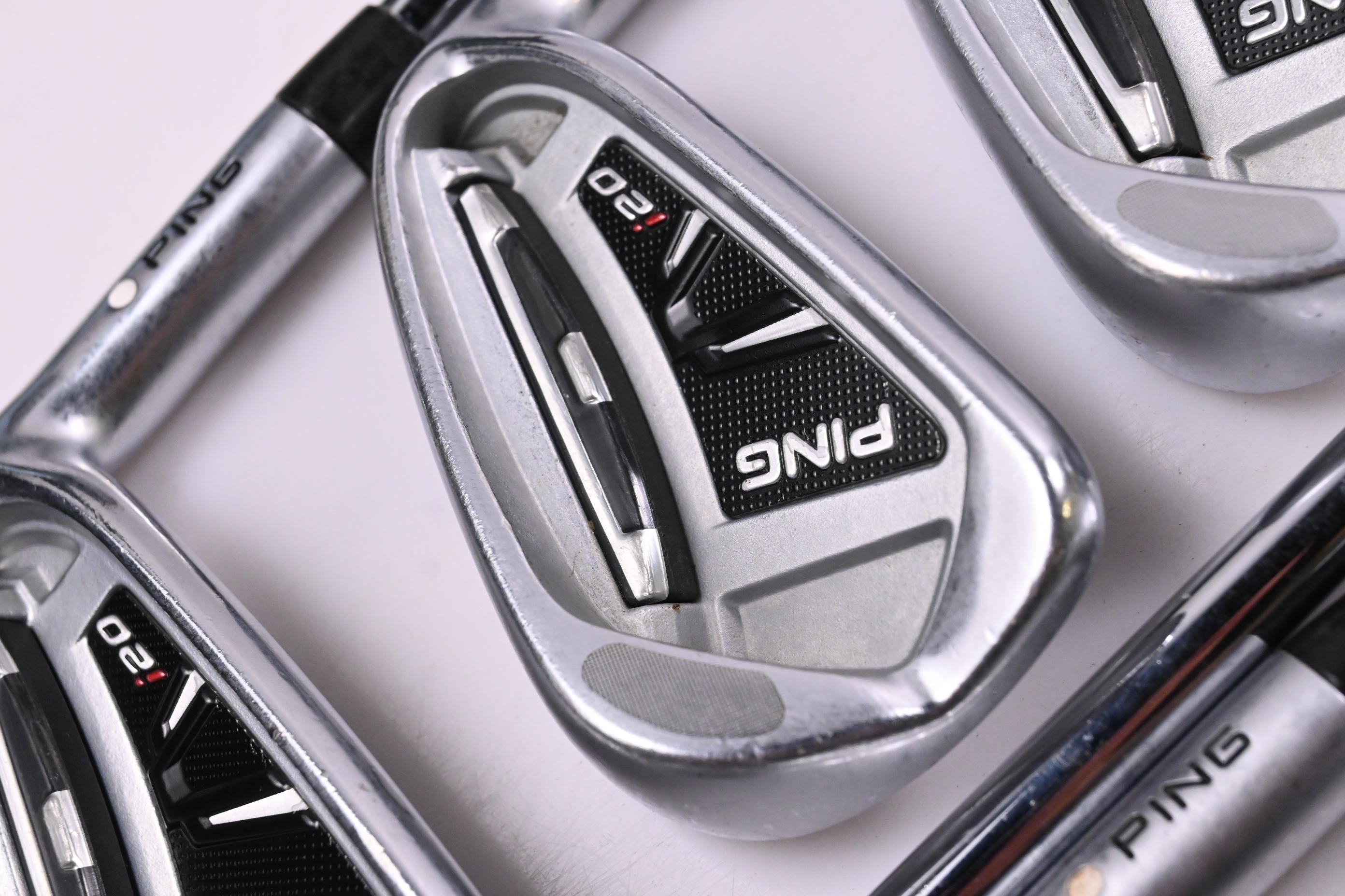 Ping i20 Irons / 4-pW+GW+SW / White Dot / Stiff Flex Ping CFS Shafts