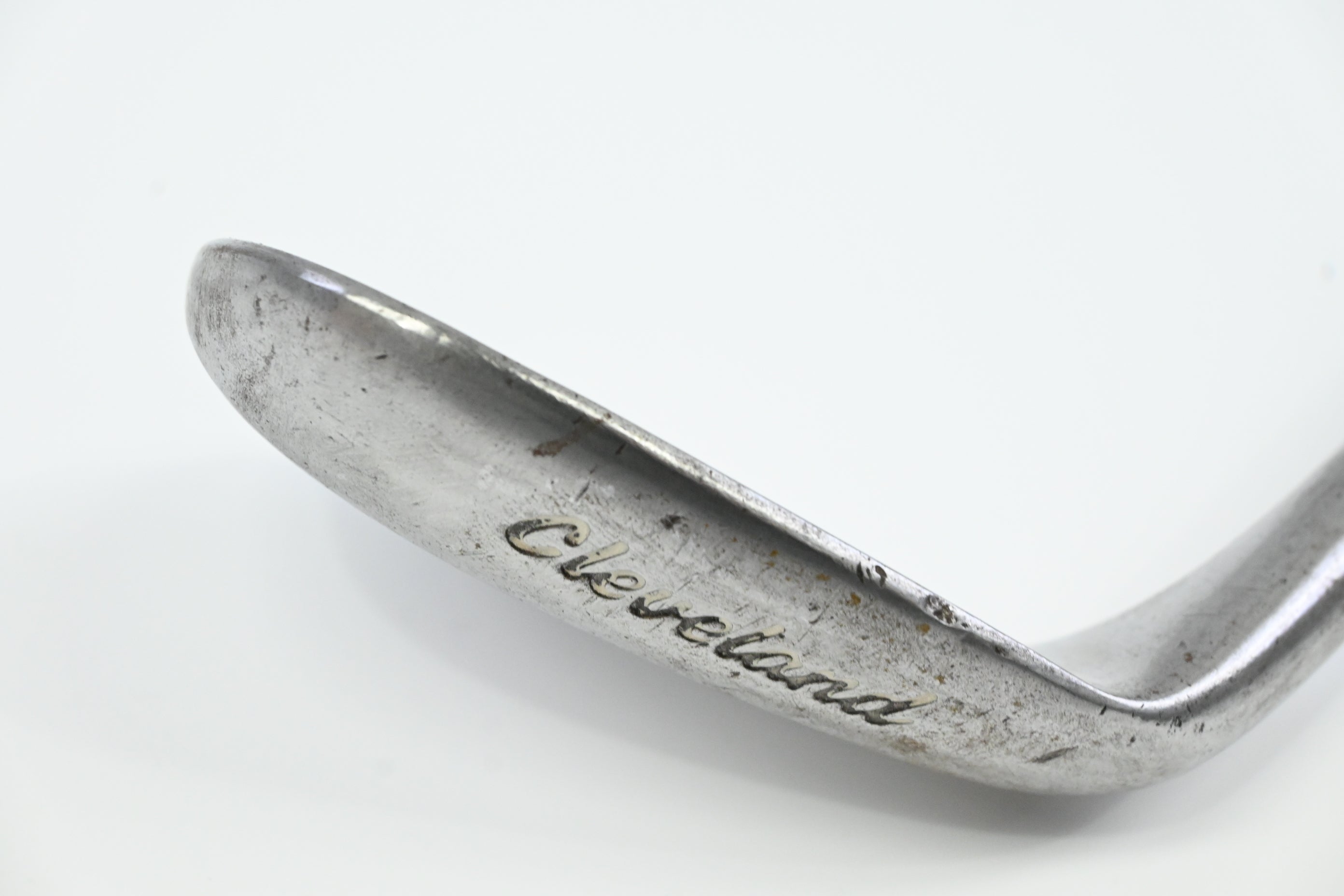 Cleveland Reg 588 RTG Lob Wedge / 64 Degree / Stiff Flex Aldila NV Shaft