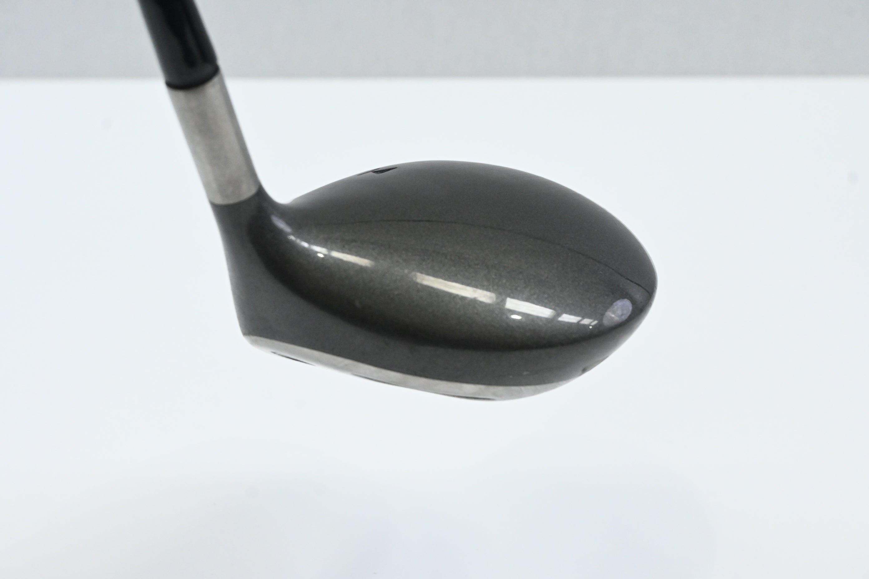 Titleist 975 D Driver / 7.5 Degree / Stiff Flex Steel Shaft