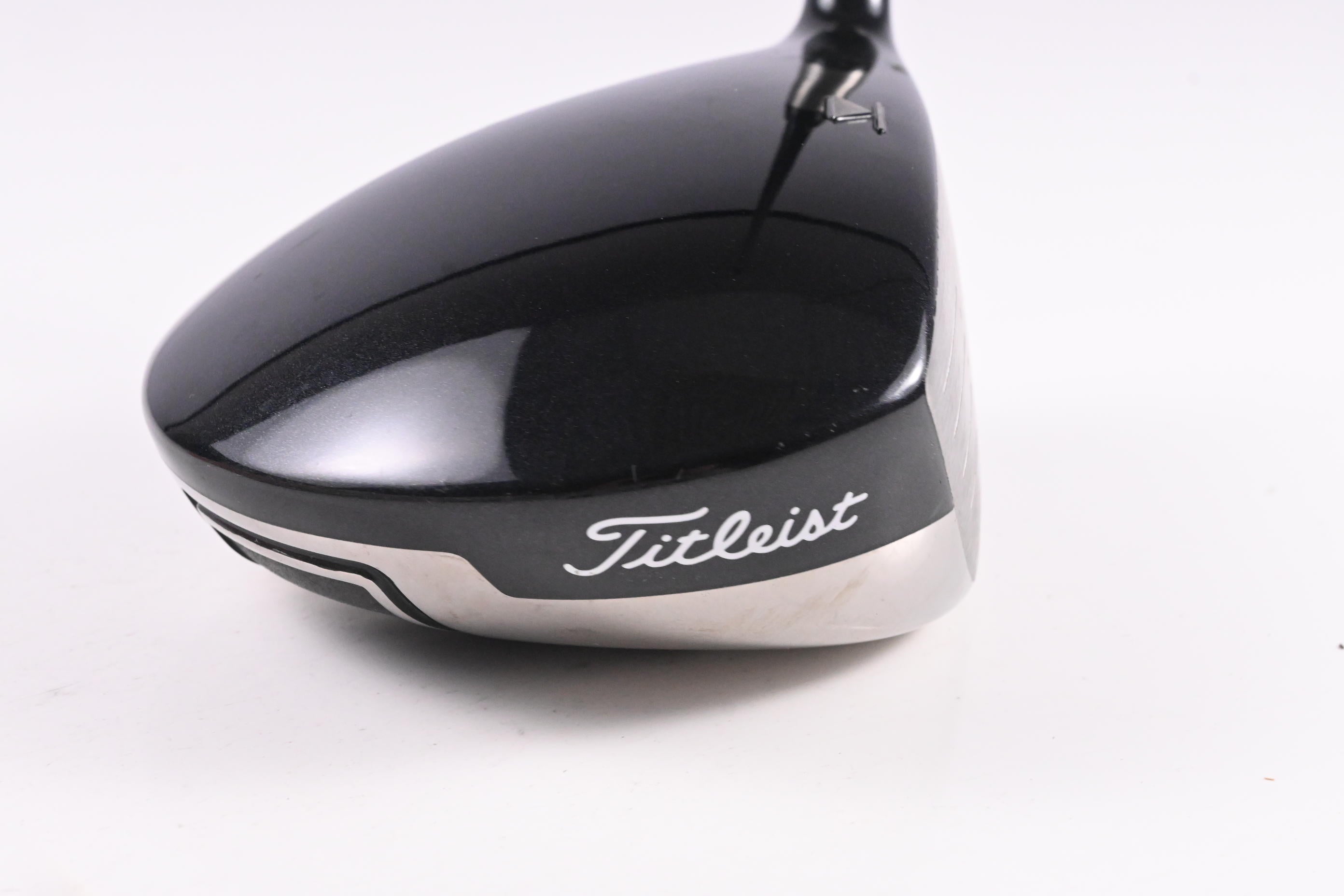 Titleist 909 D3 Driver / 10.5 Degree / Regular Flex Aldila Voodoo Shaft