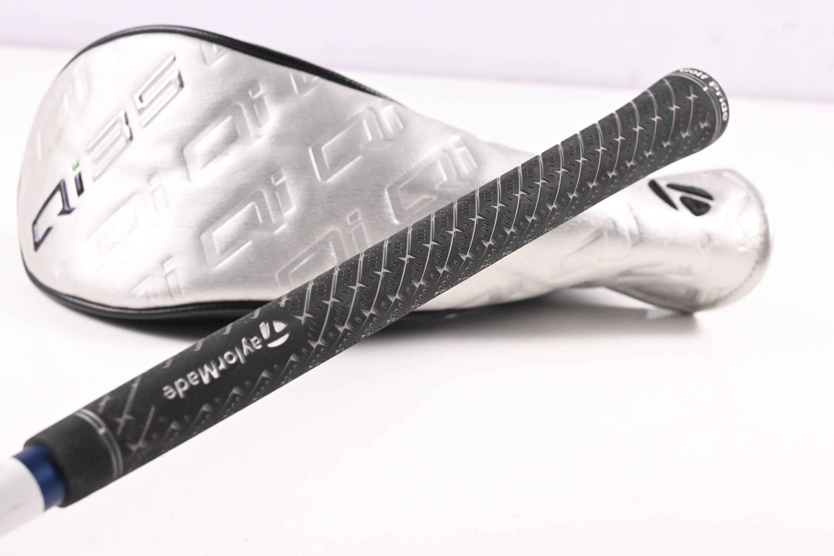 Left Hand Taylormade Qi35 #3 Wood / 15 Degree / Regular Flex Ventus Blue 5