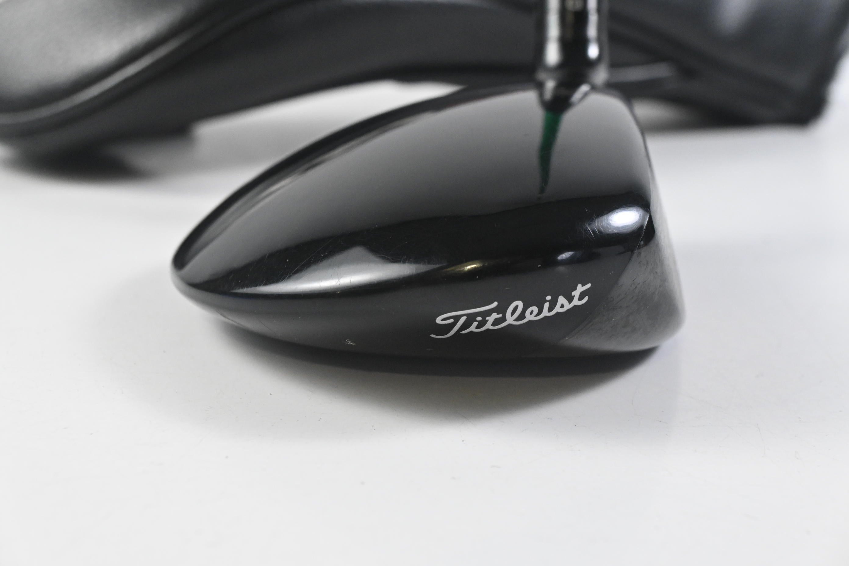 Titleist GT2 #3 Wood / 15 Degree / Regular Flex Accra GX Green 260 Shaft