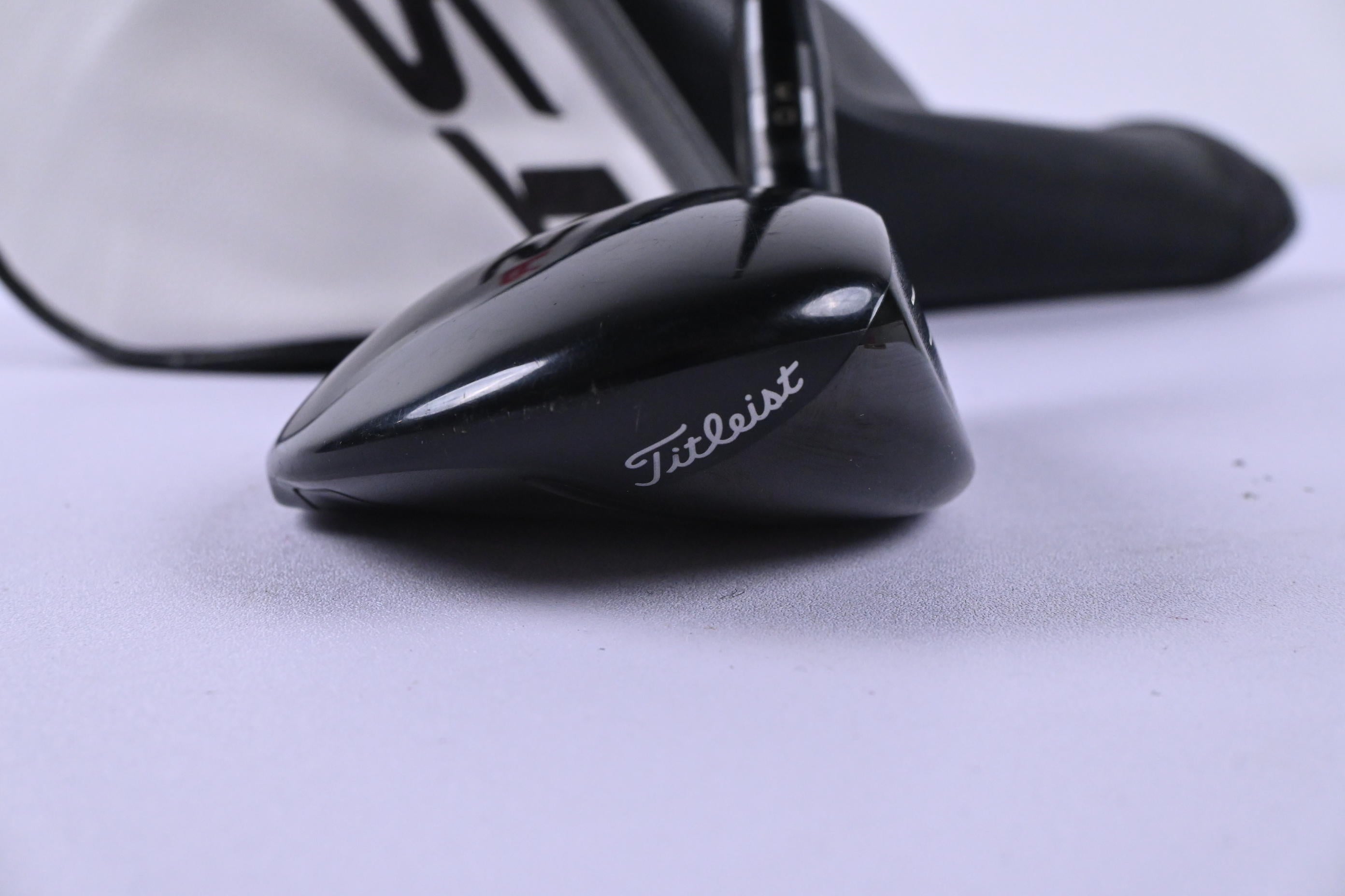 Titleist TSR2 #5 Wood / 18 Degree / Regular Flex HZRDUS CB Black 60 Shaft