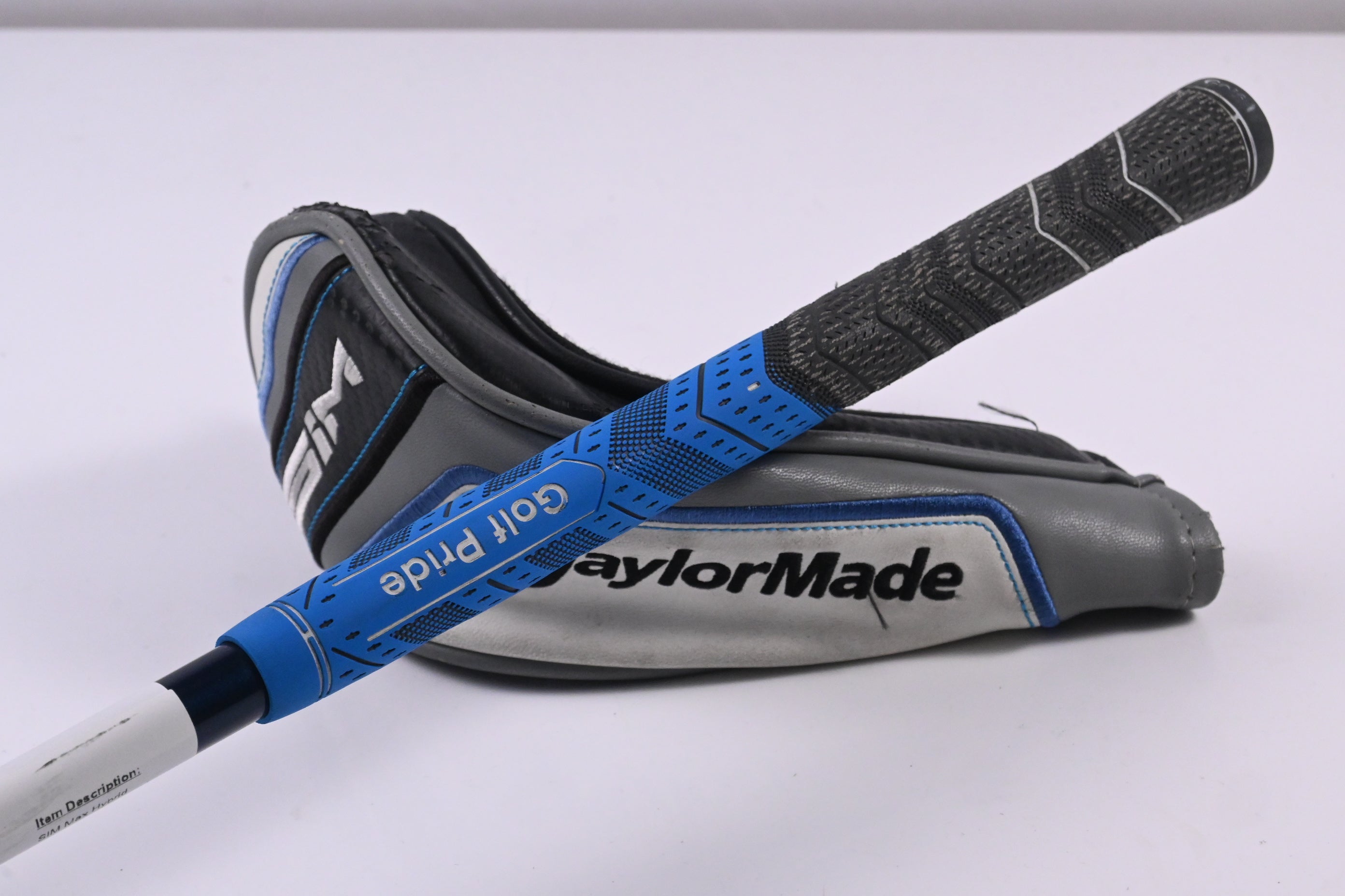 Taylormade SIM Max #3 Hybrid / 19 Degree / Stiff Flex Fujikura Ventus Blue 7