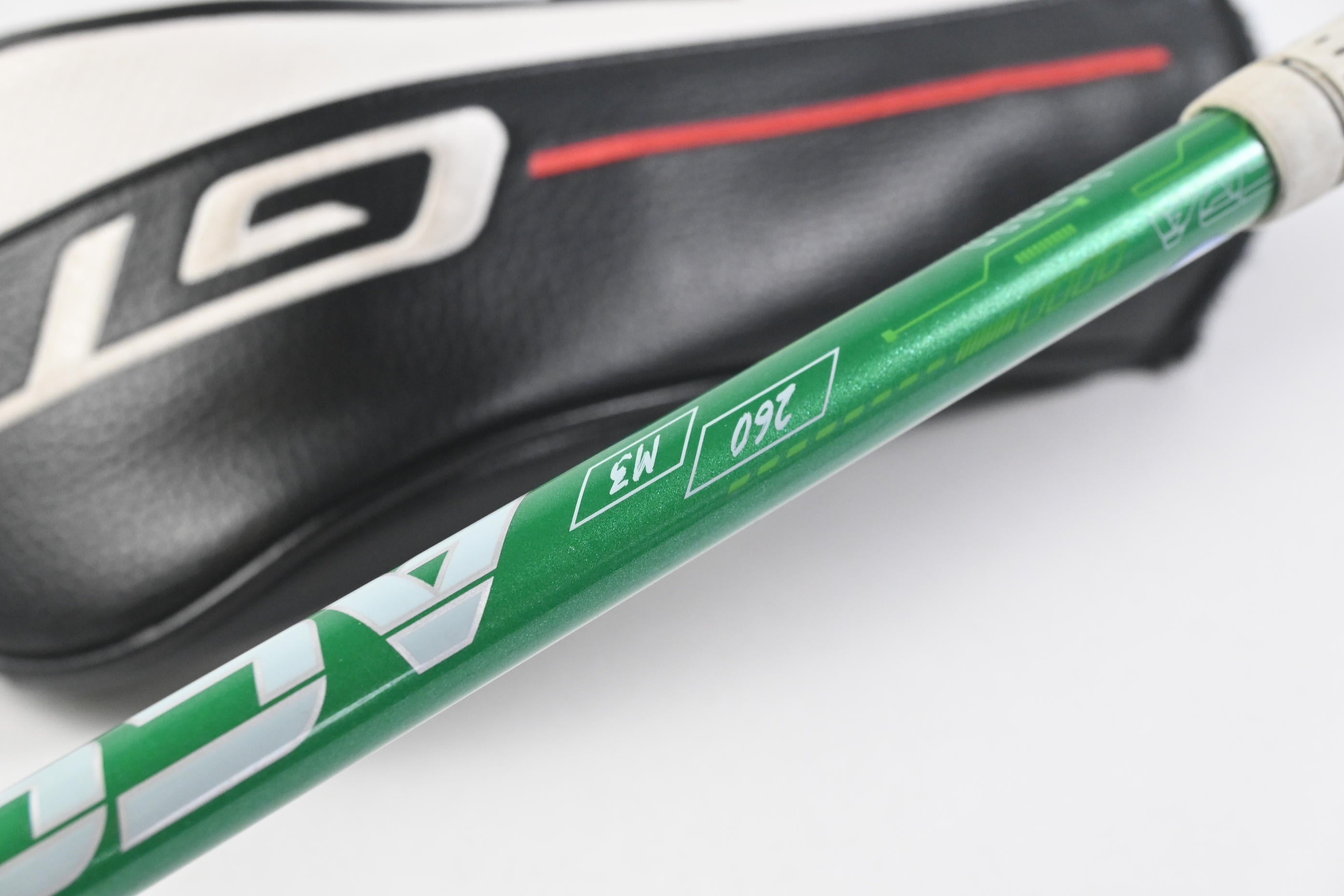 Titleist GT2 #3 Wood / 15 Degree / Regular Flex Accra GX Green 260 Shaft