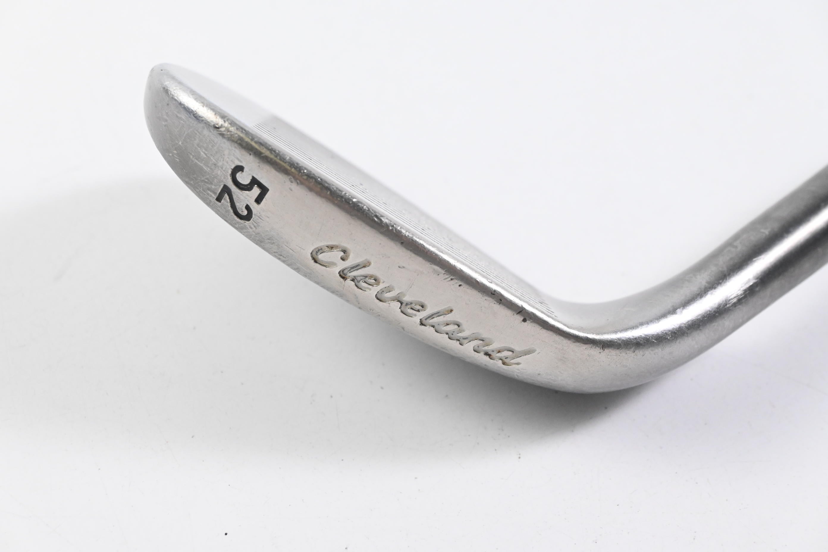 Cleveland CG10 Gap Wedge / 52 Degree / Wedge Flex Dynamic Gold Shaft