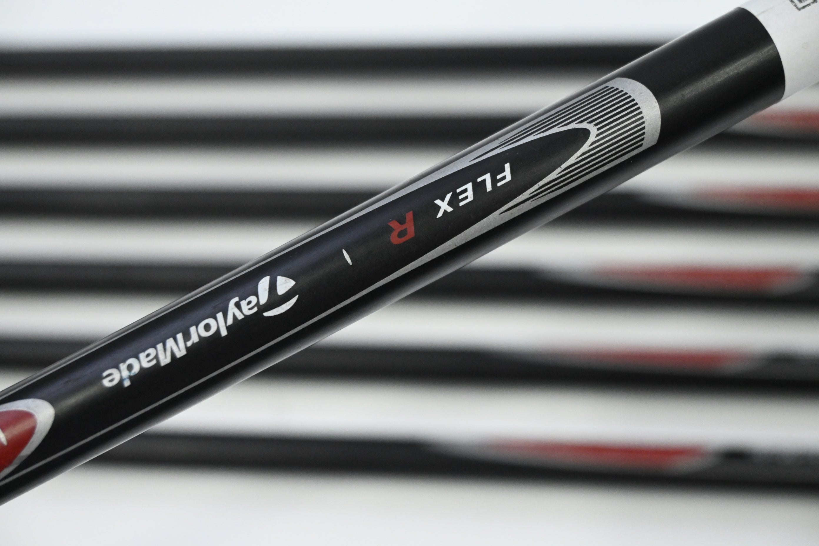 Left Hand Taylormade RAC OS Irons / 3-9 / Regular Flex Taylormade Ultralite