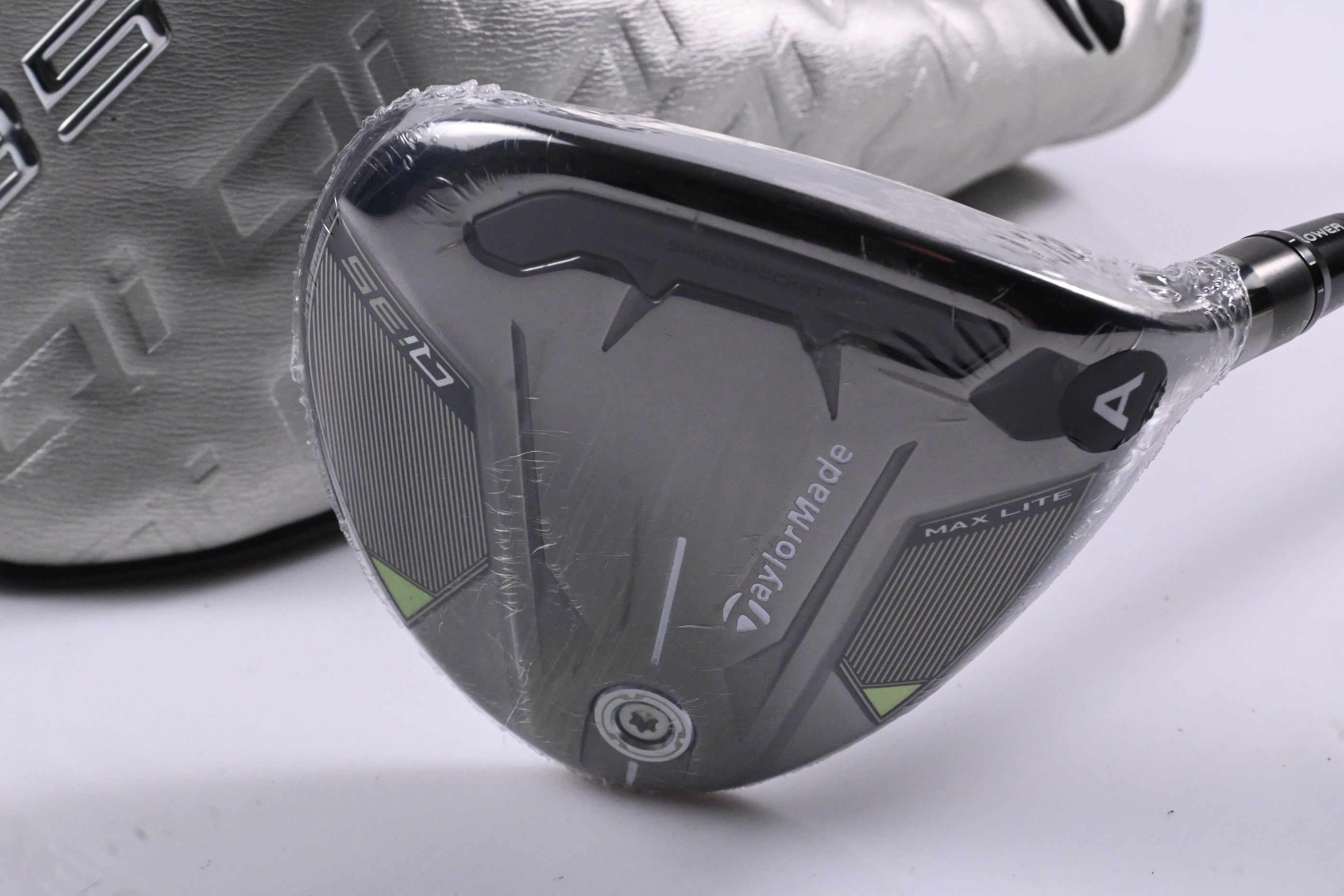 Taylormade Qi35 Max Lite #5 Wood / 18.5 Degree / Senior Flex Vanquish 4 Shaft
