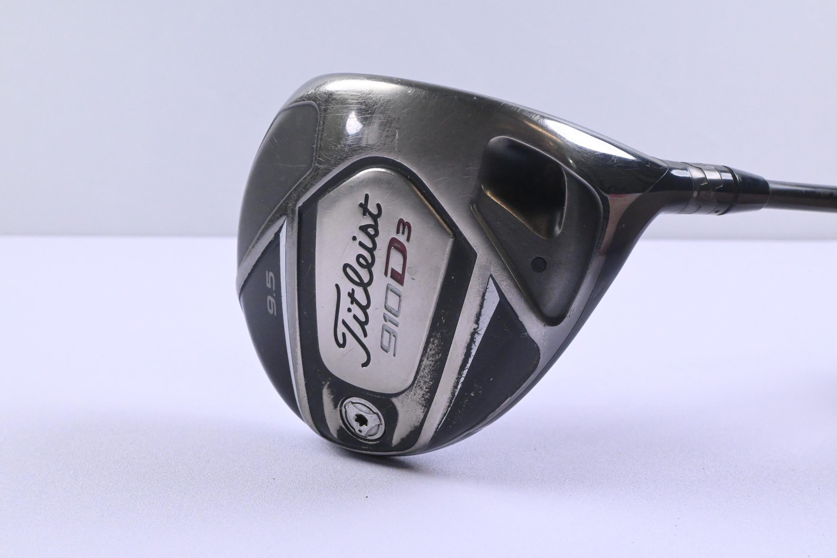 Titleist 910 D3 Driver / 9.5 Degree / Stiff Flex Aldila R.I.P. Alpha 60