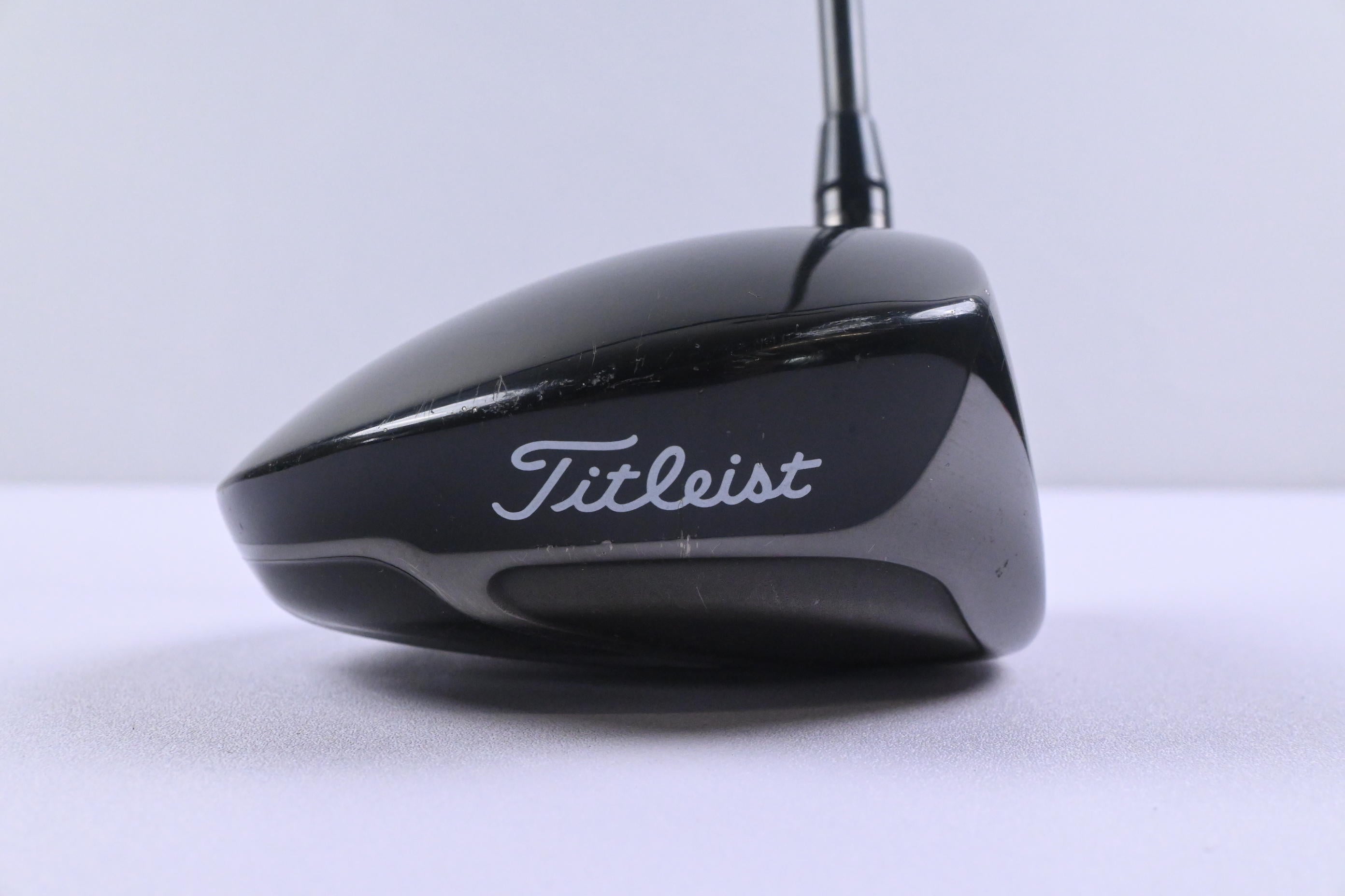 Titleist 910 D3 Driver / 9.5 Degree / Stiff Flex Aldila R.I.P. Alpha 60