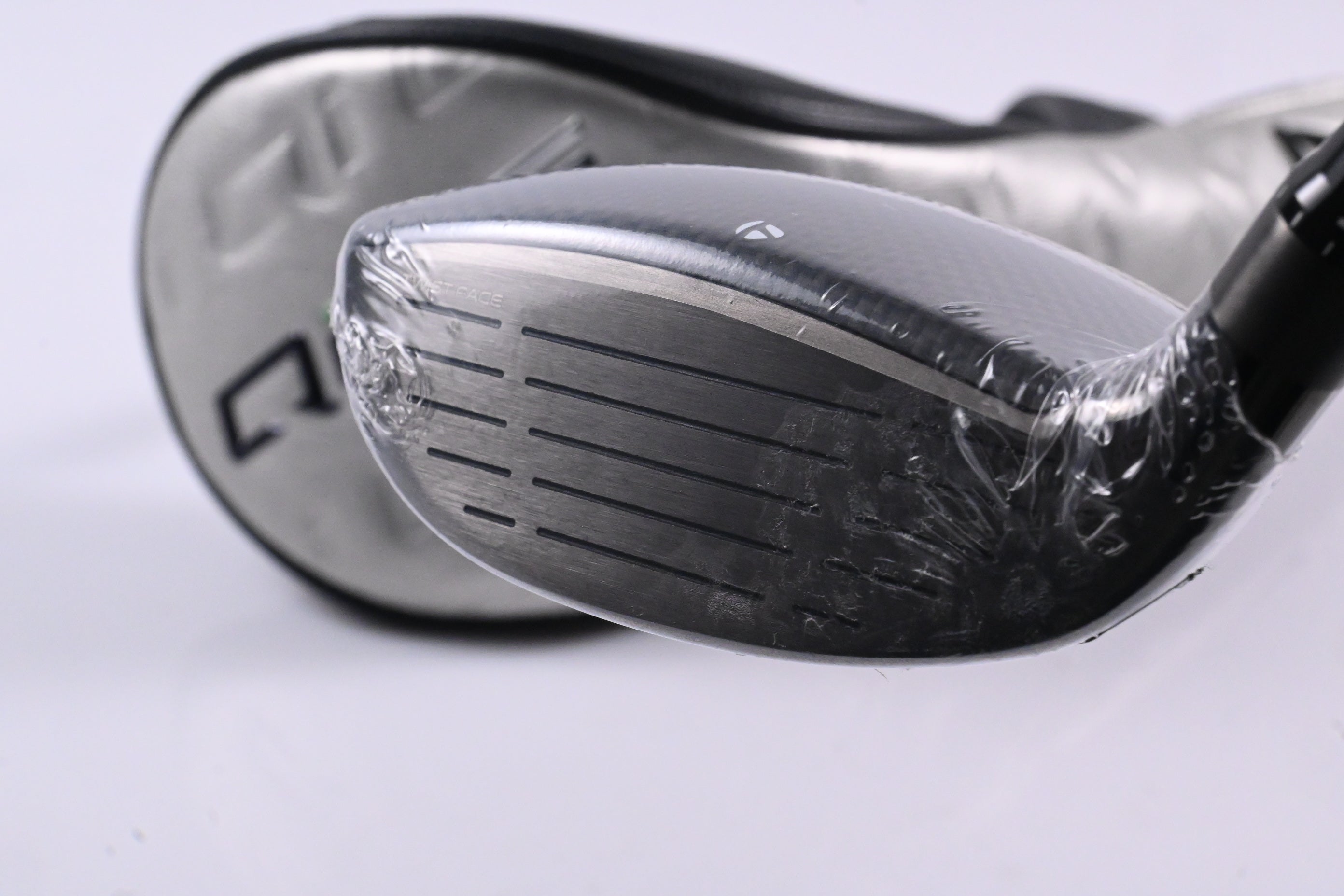 Taylormade Qi35 Max Lite #5 Wood / 18.5 Degree / Senior Flex Vanquish 4 Shaft