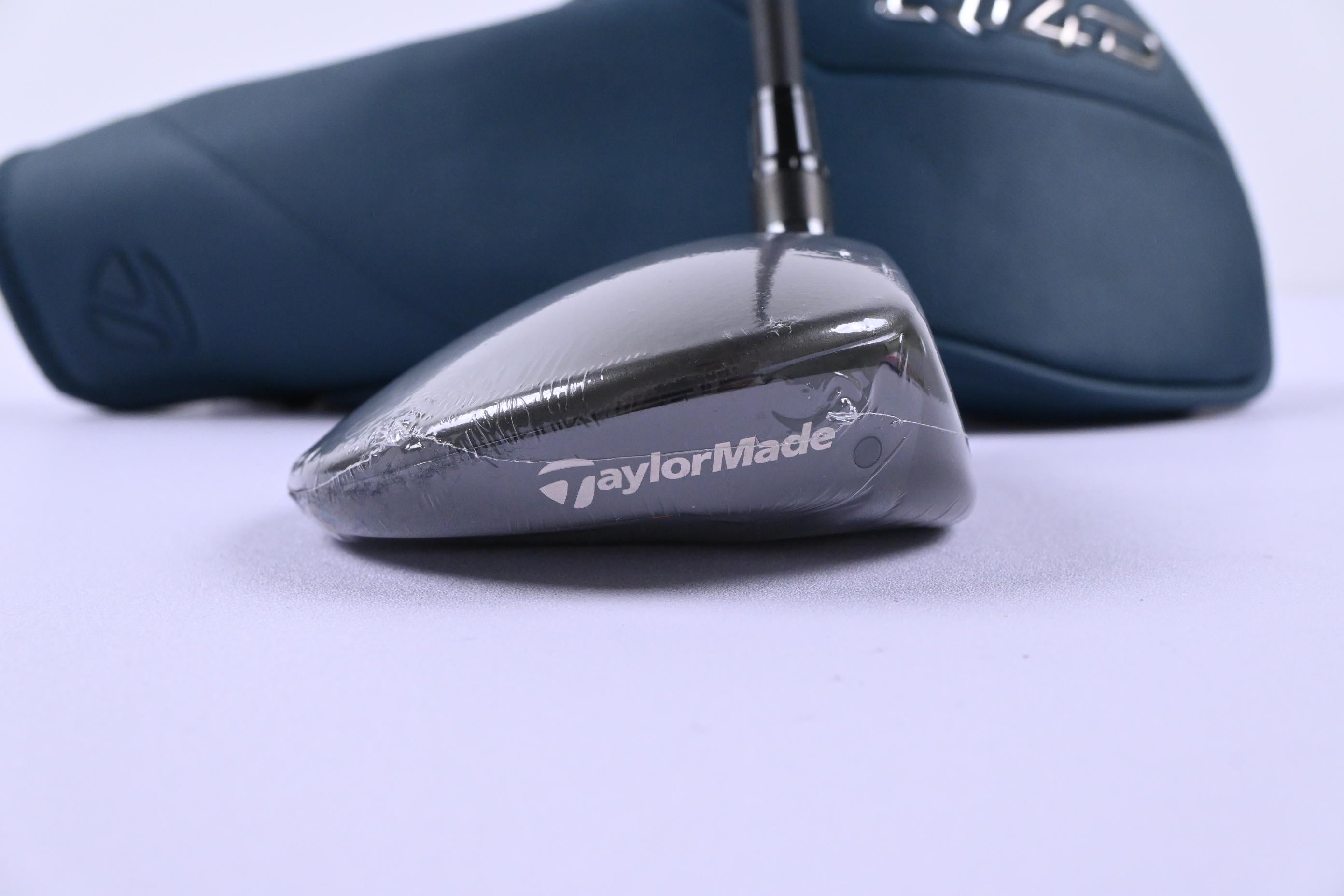 Taylormade Qi4D #3 Wood / 15 Degree / Regular Flex REAX 55 Shaft