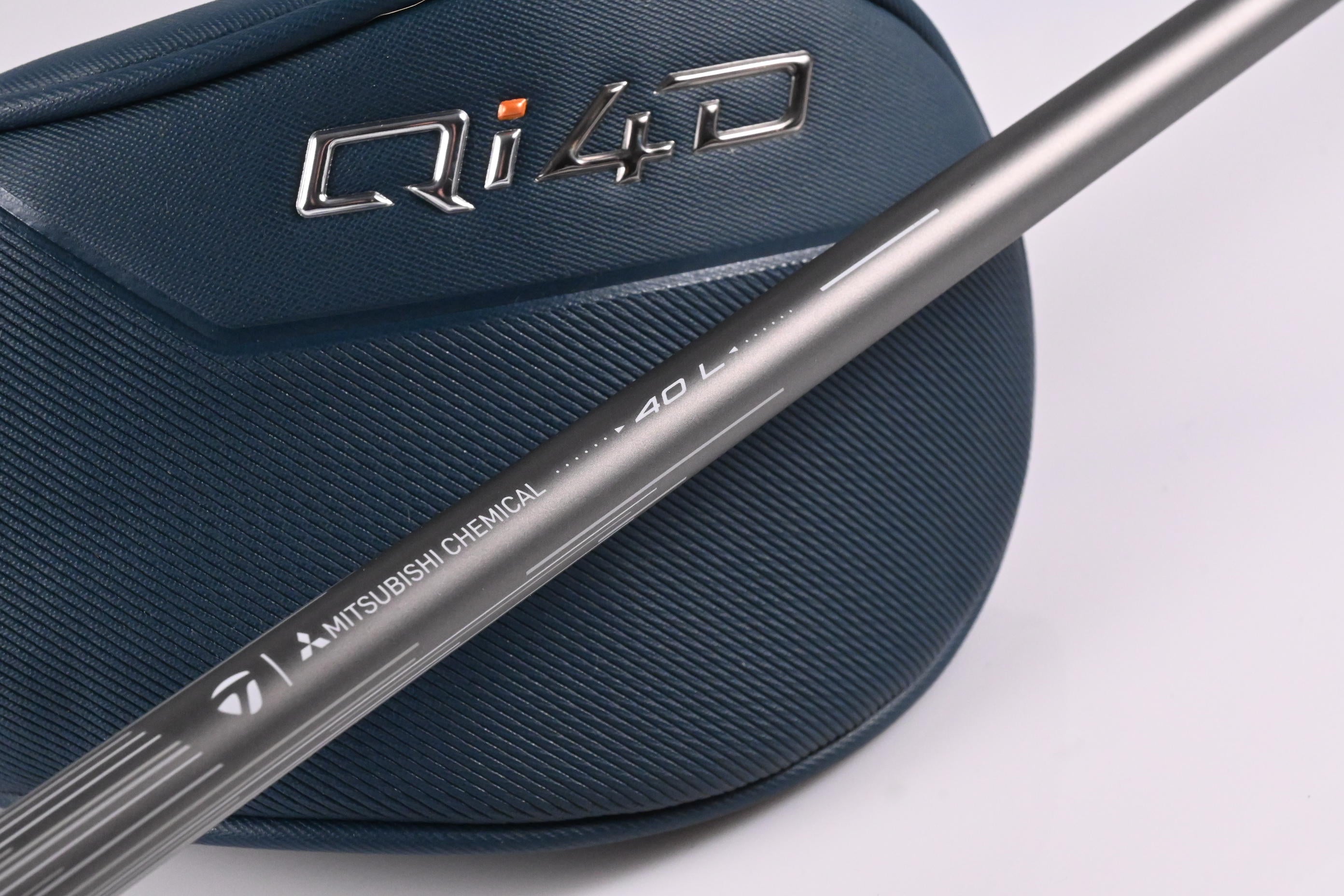 Ladies Taylormade Qi4D Max Lite #5 Wood / 18 Degree / Ladies Flex REAX 40 Shaft