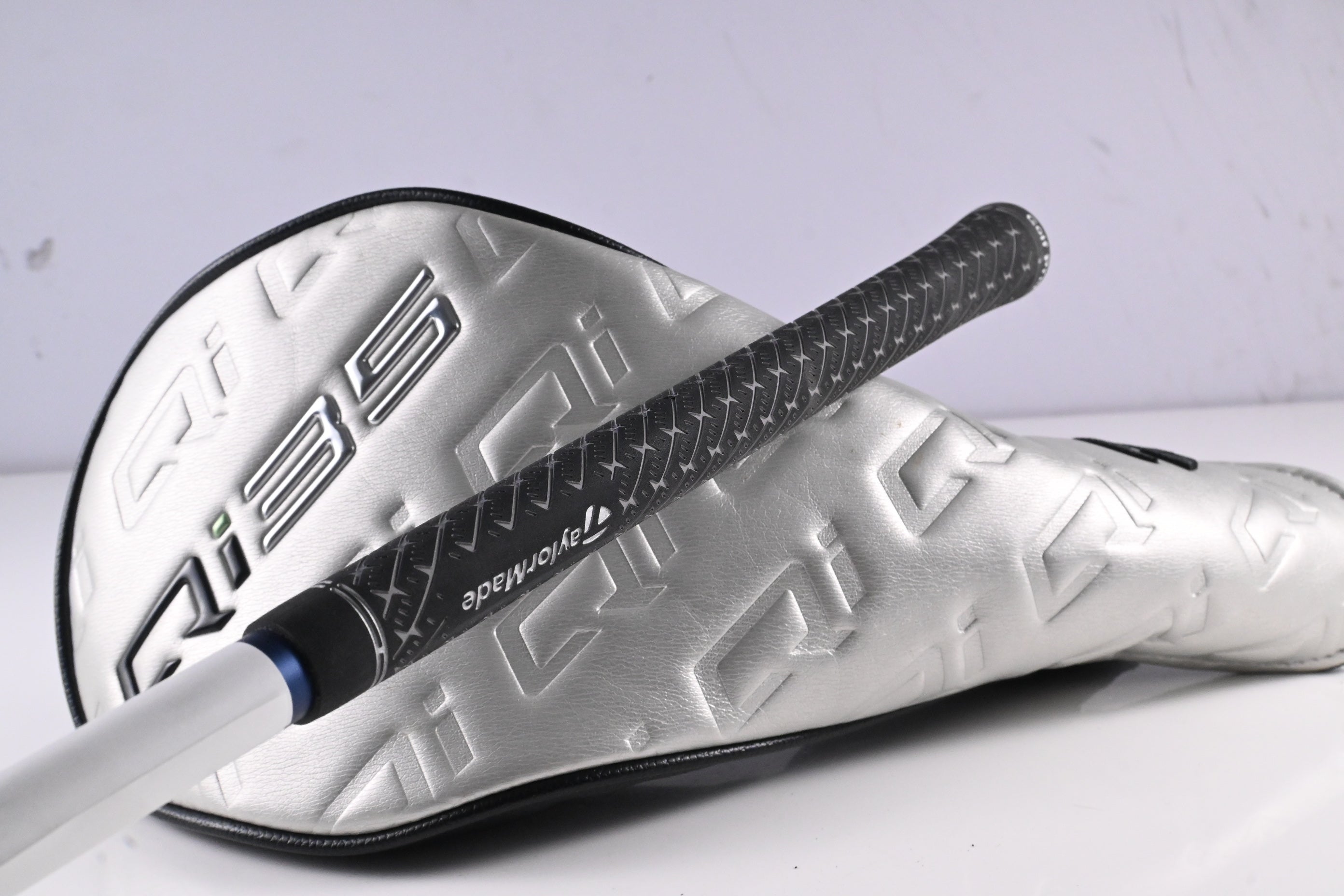 Taylormade Qi35 LS Driver / 9 Degree / Stiff Flex Ventus Blue 5 Shaft
