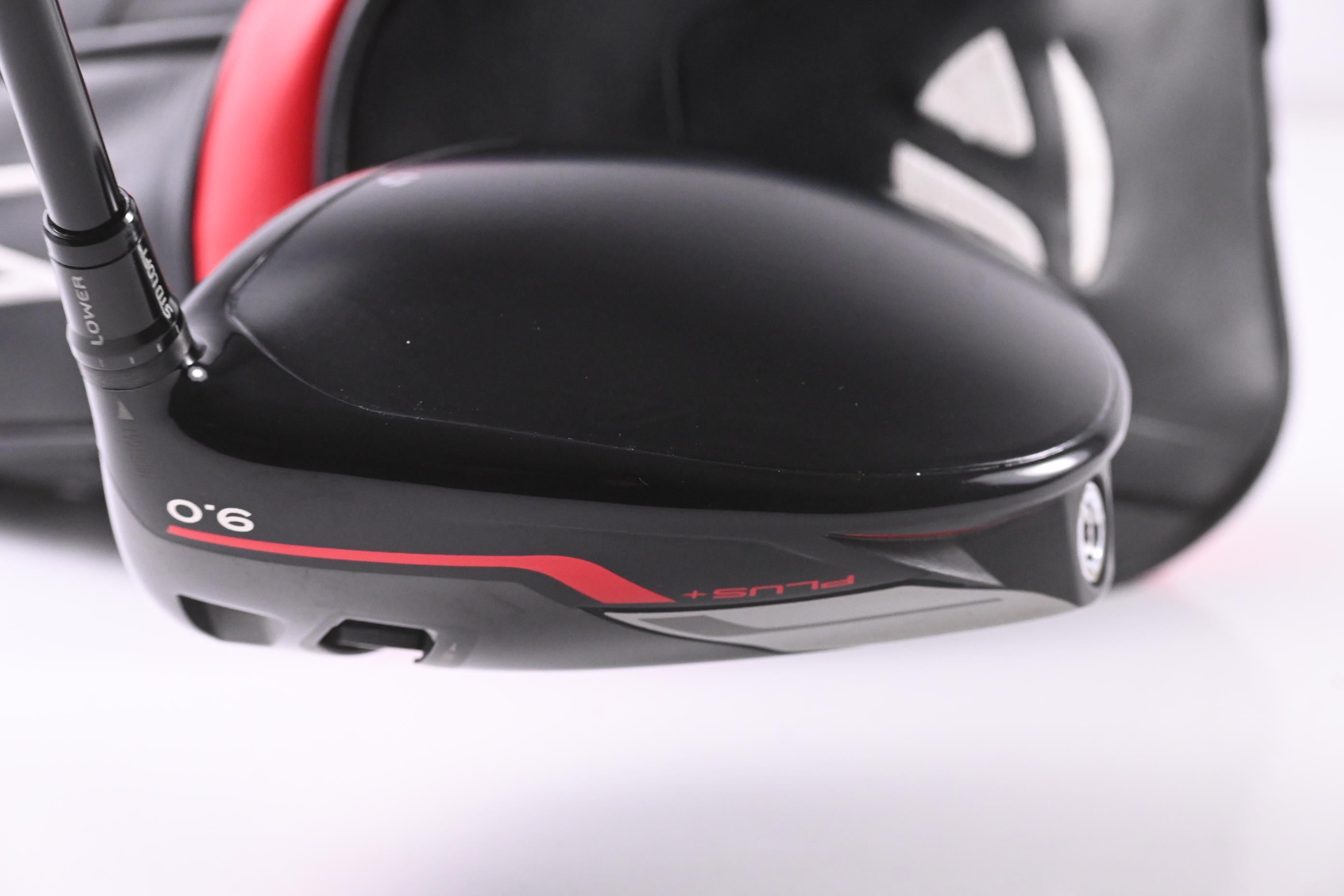 Taylormade Stealth Plus Driver / 9 Degree / X-Flex HZRDUS Smoke RDX Red 60