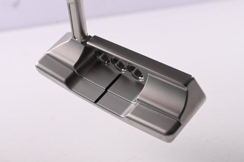 Scotty Cameron Super Select Newport 2.5+ Putter / 33 Inch