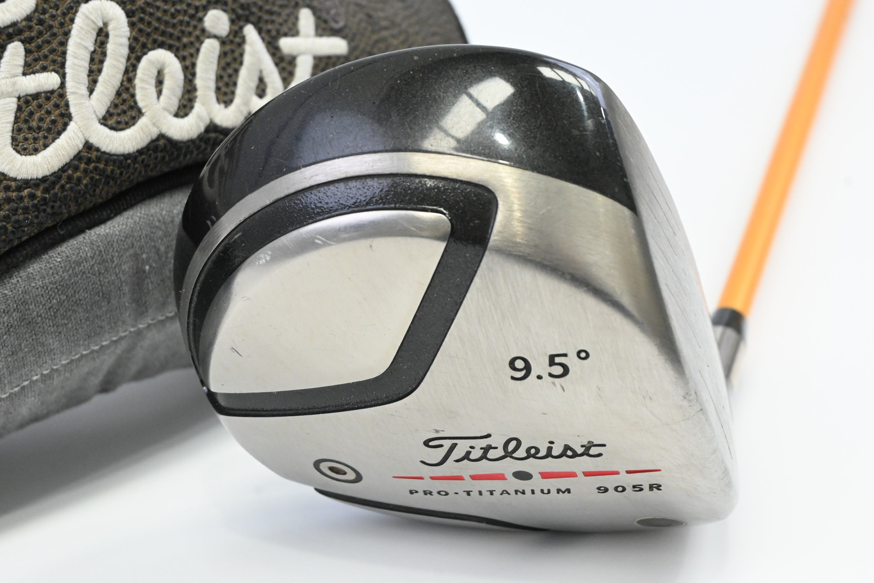 Titleist 905 R Driver / 9.5 Degree / X-Flex UST Proforce V2 66 Shaft
