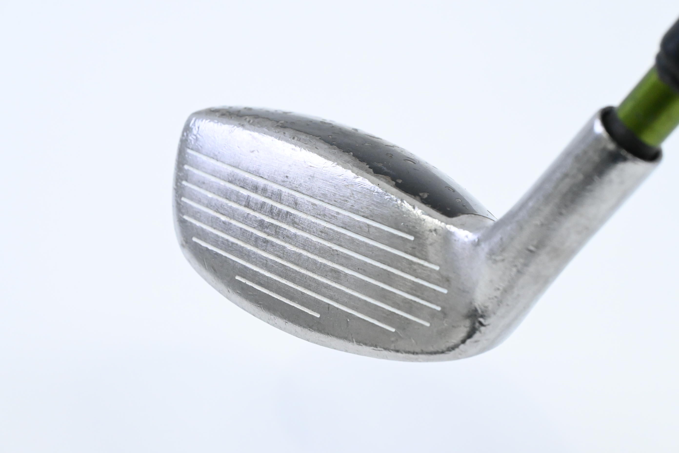 Titleist 585.H #3 Hybrid / 19 Degree / Stiff Flex Aldila NV 85 Shaft