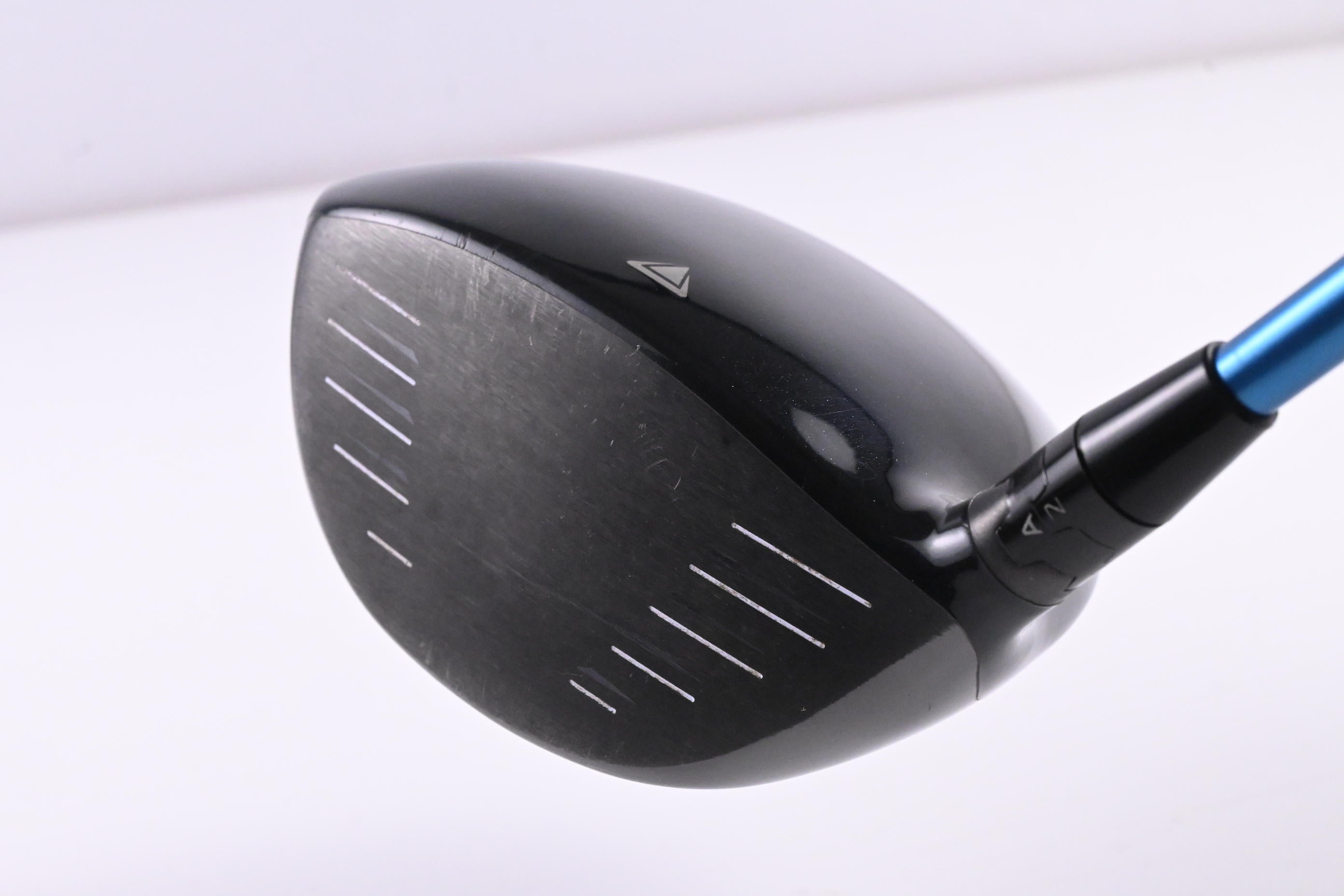 Titleist 915 D2 Driver / 9.5 Degree / Stiff Flex Prolaunch Blue 65 Shaft