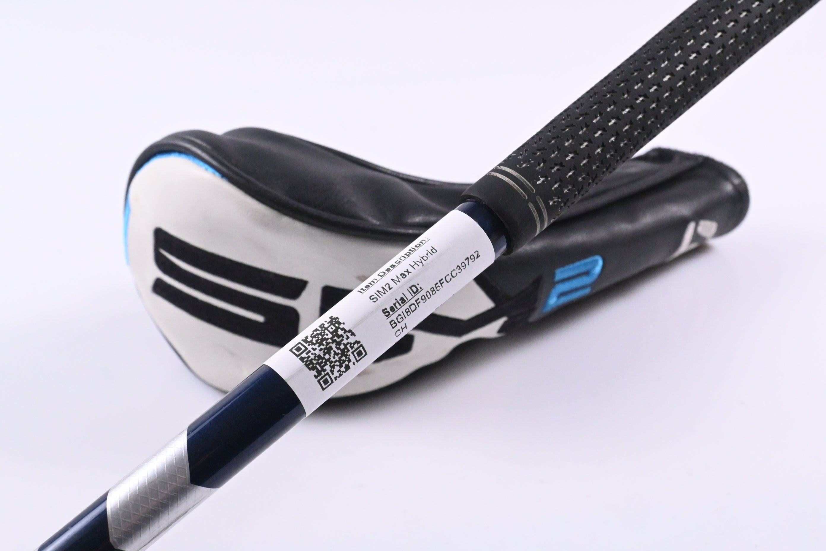 Taylormade SIM2 Max #3 Hybrid / 19 Degree / Stiff Flex Ventus Blue 7 Shaft