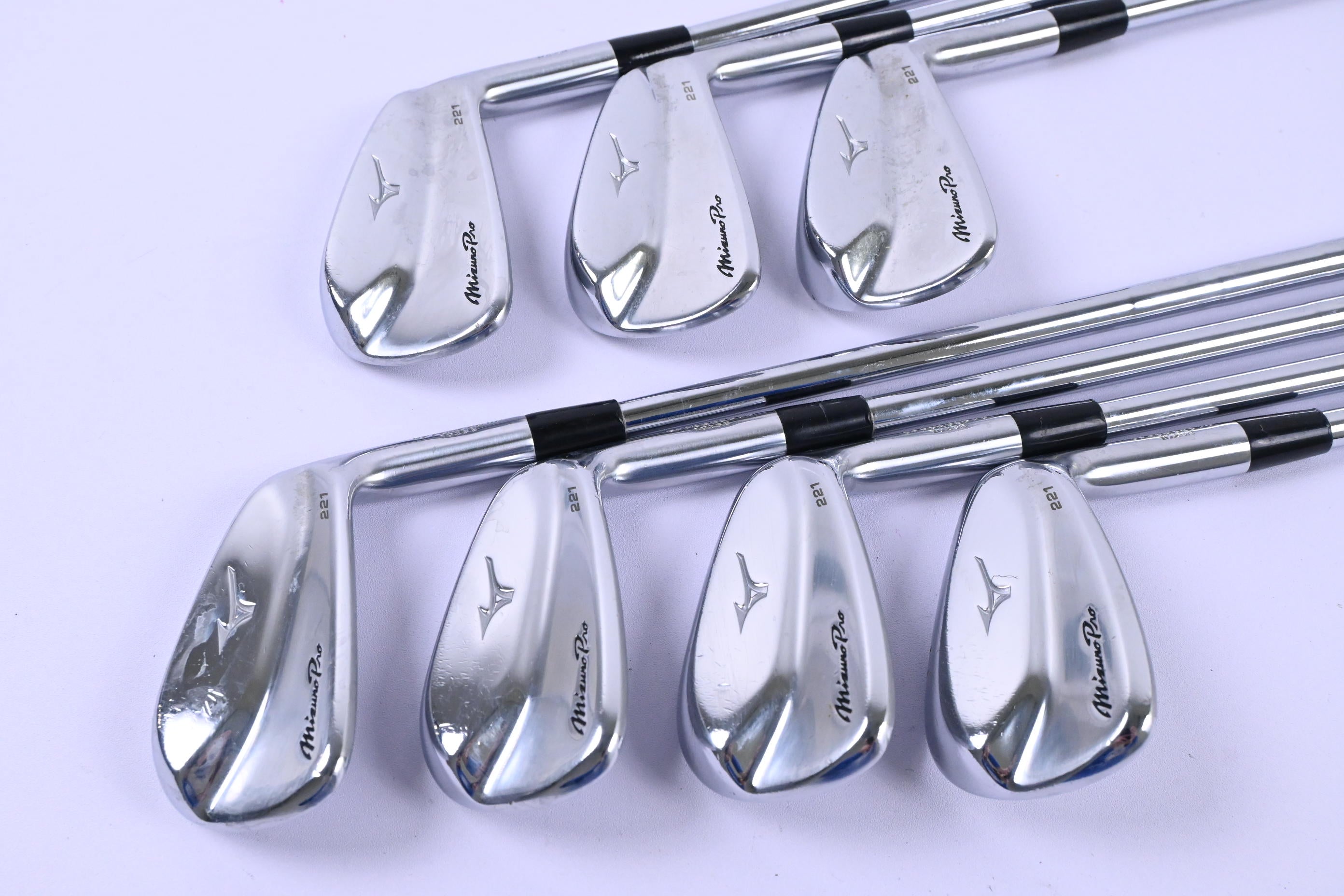 Mizuno Pro 221 Irons / 4-PW / X-Flex KBS Tour Shafts