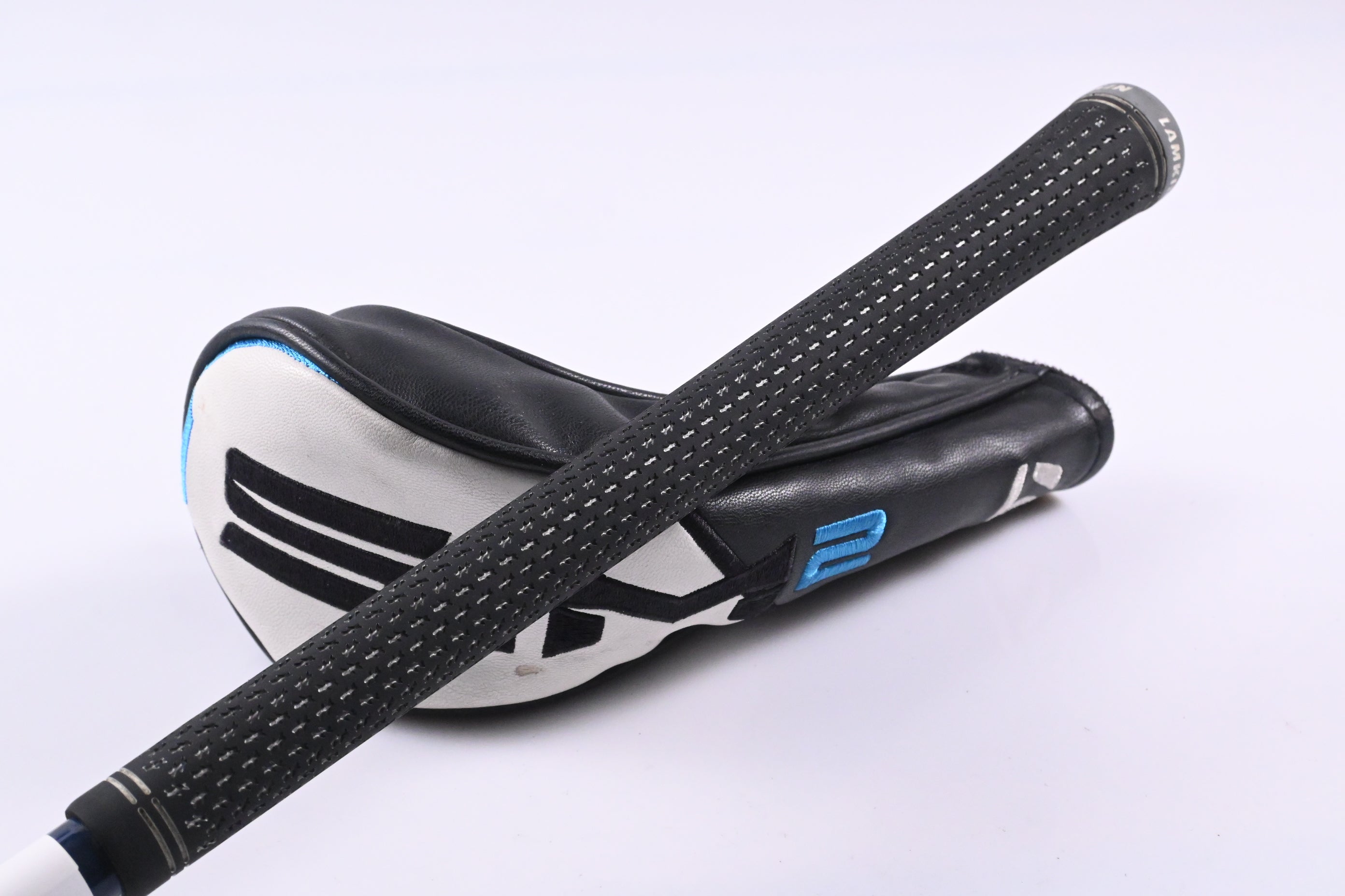 Taylormade SIM2 Max #3 Hybrid / 19 Degree / Stiff Flex Ventus Blue 7 Shaft