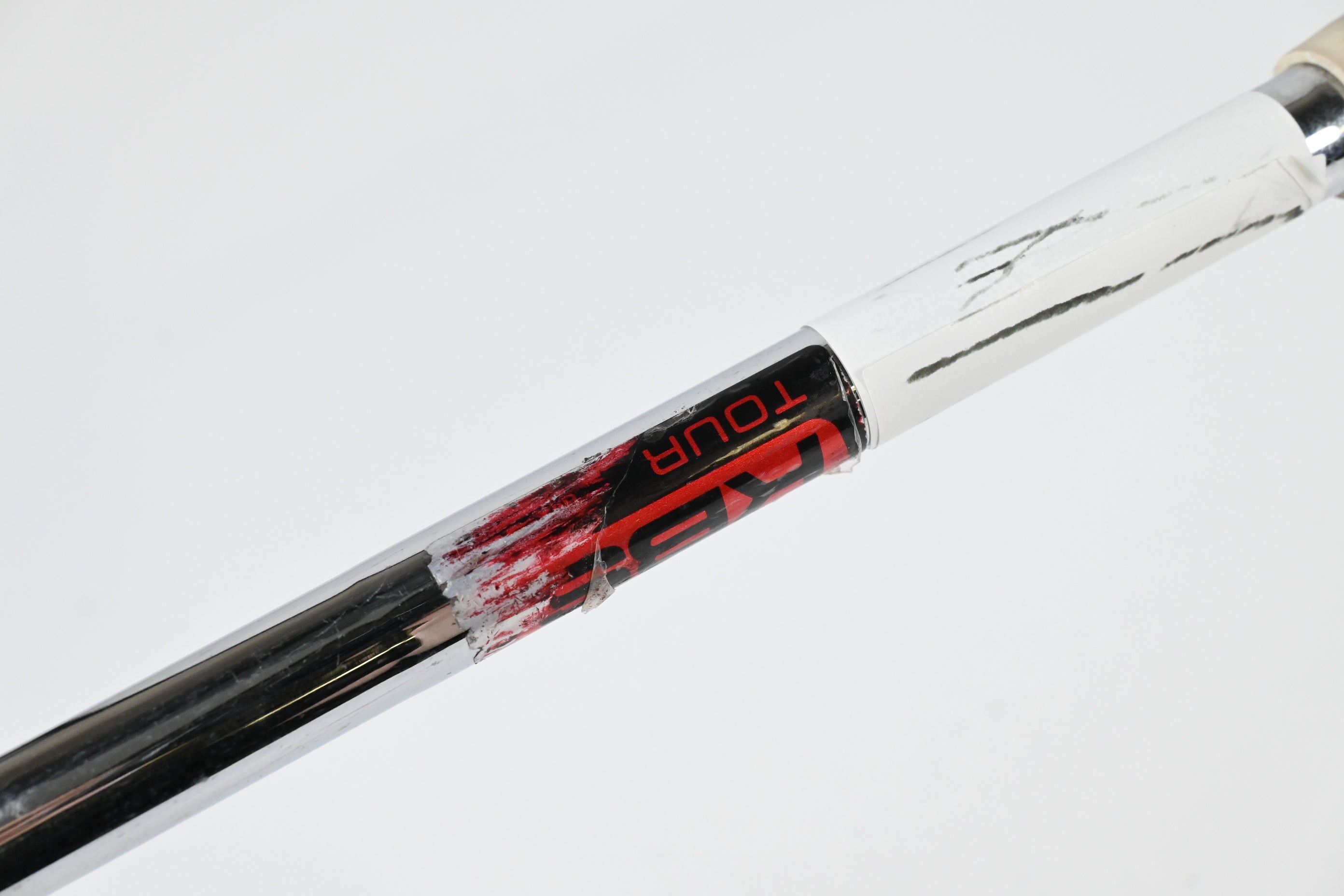 Cleveland 588 RTX Pitching Wedge / 46 Degree / Wedge Flex KBS Tour Shaft