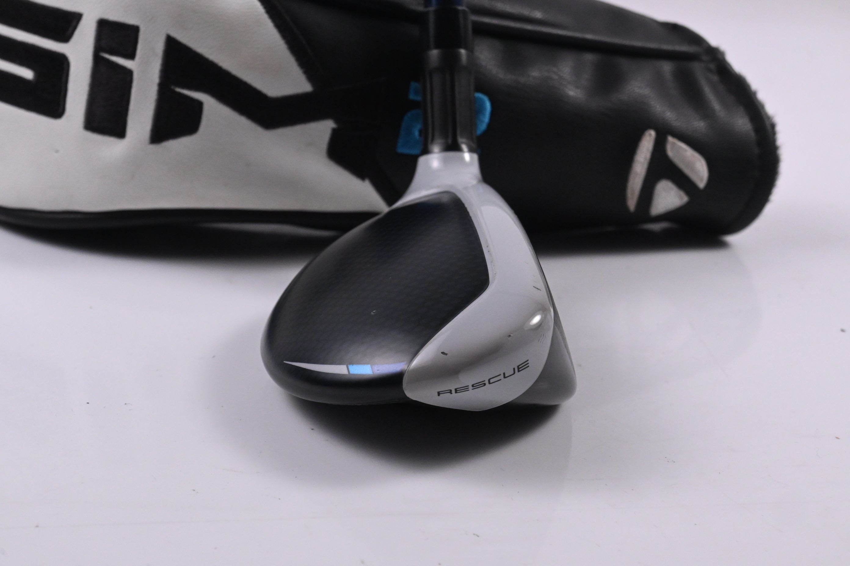 Taylormade SIM2 Max #3 Hybrid / 19 Degree / Stiff Flex Fujikura Ventus Blue 7