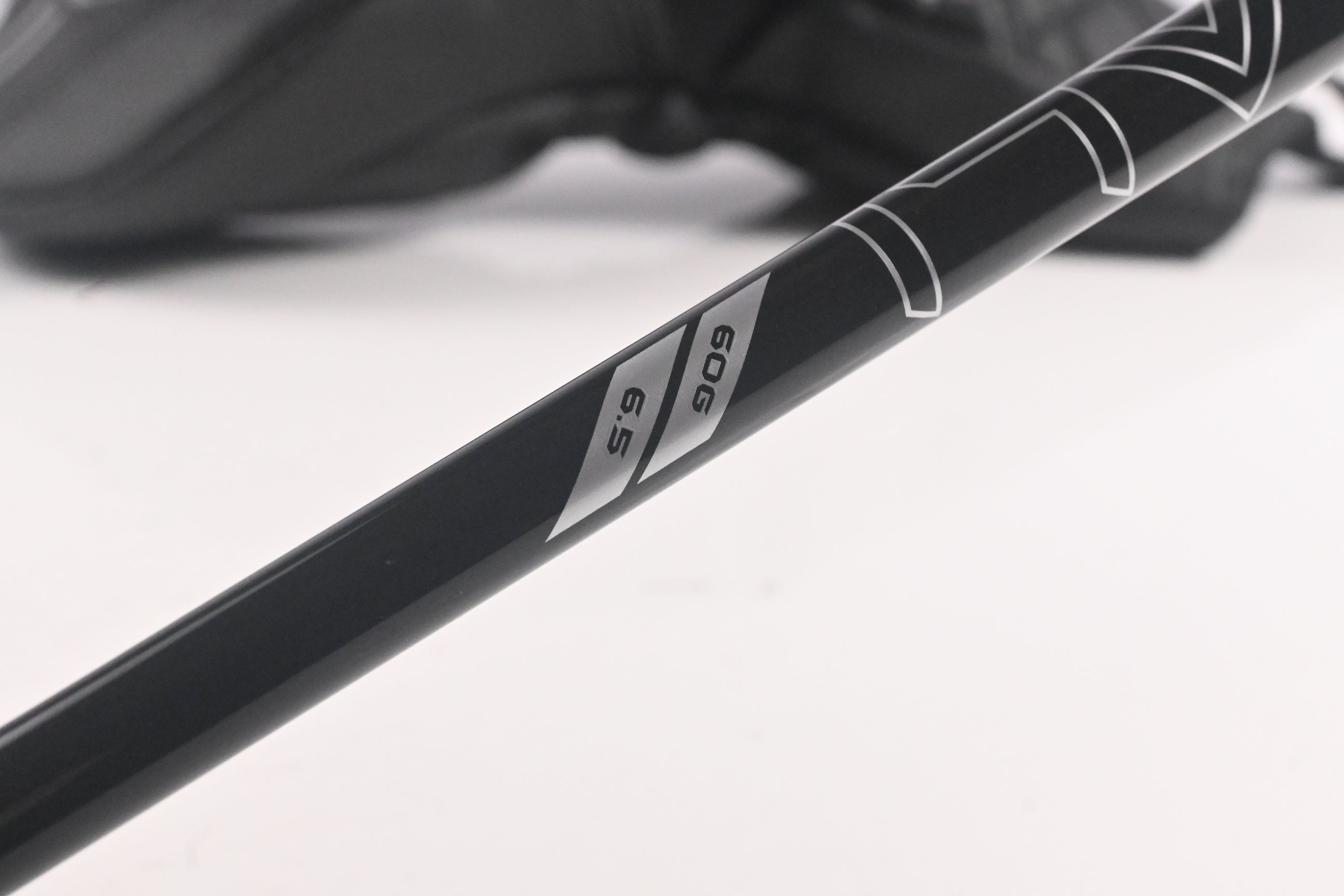 Cobra DS-Adapt LS Driver / 9 Degree / X-Flex Denali Black 60 Shaft