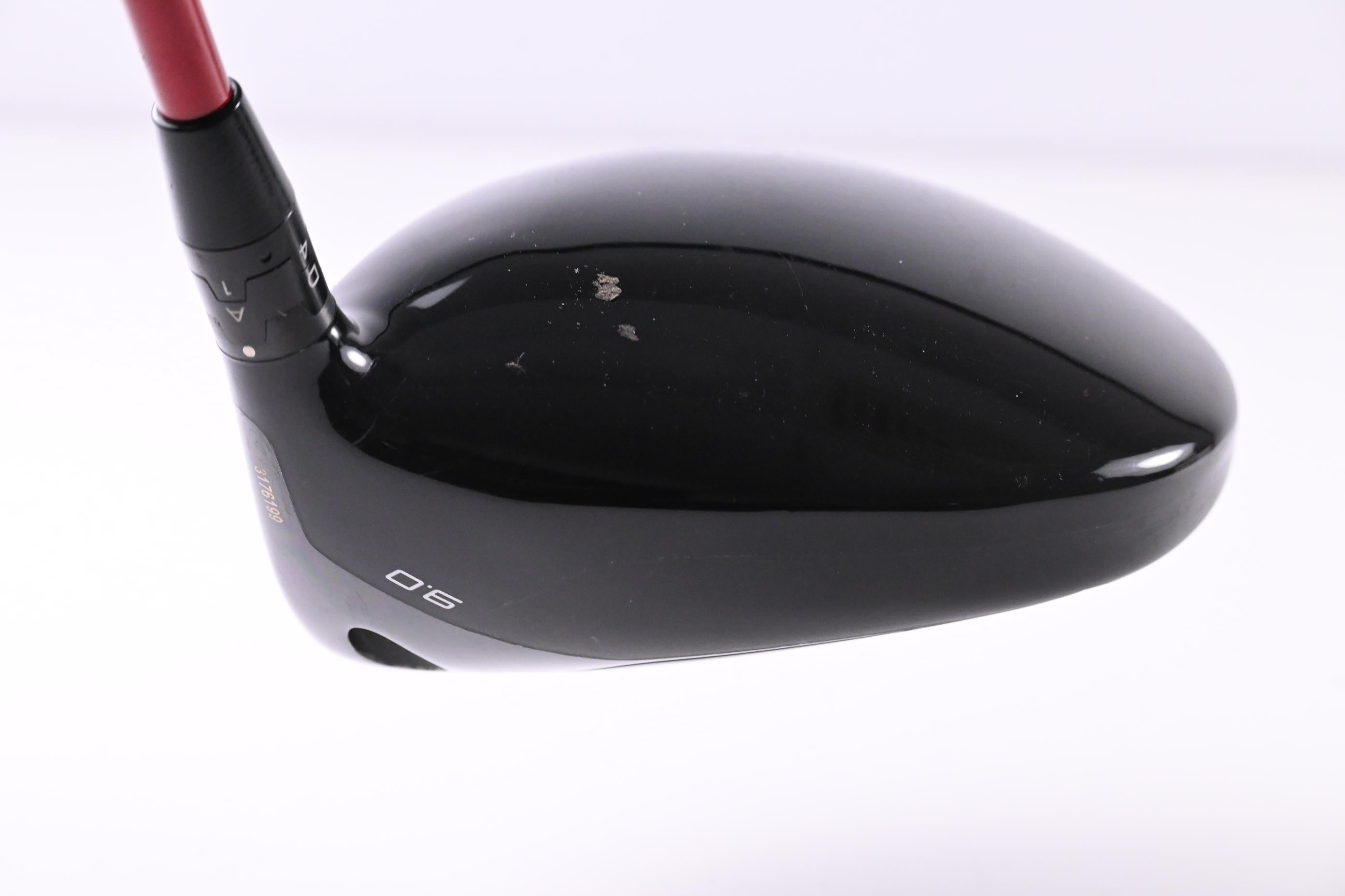 Titleist GT3 Driver / 9 Degree / Regular Flex Denali Red 50 Shaft