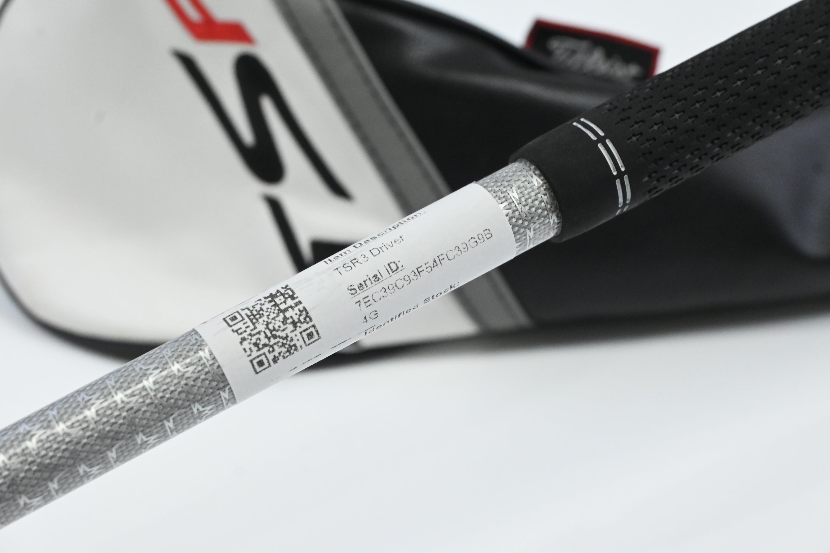 Titleist TSR3 Driver / 9 Degree / Stiff Flex Tensei AV Raw White 75 Shaft