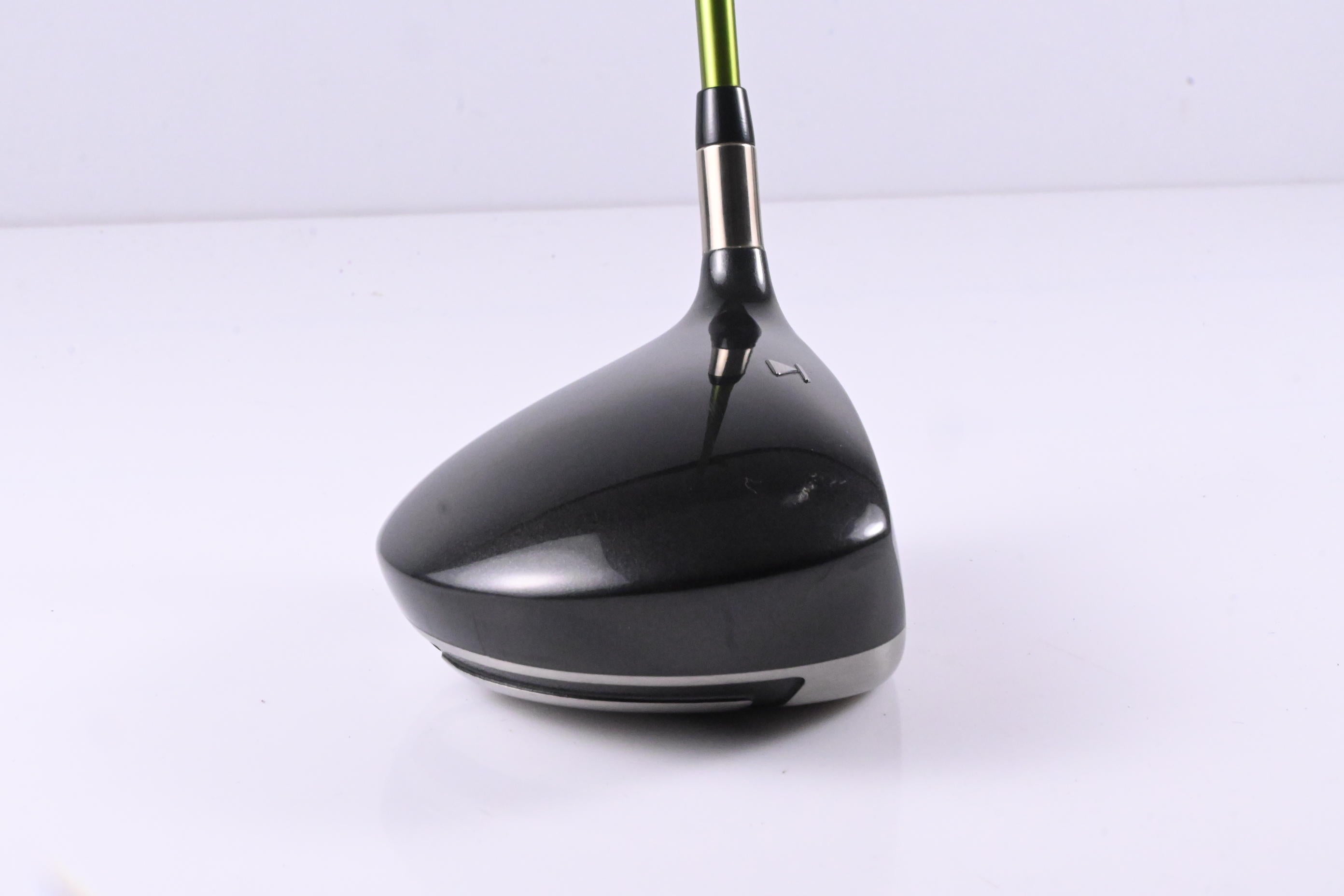 Titleist 905 T Driver / 9.5 Degree / Still Flex Aldila NV Green 65