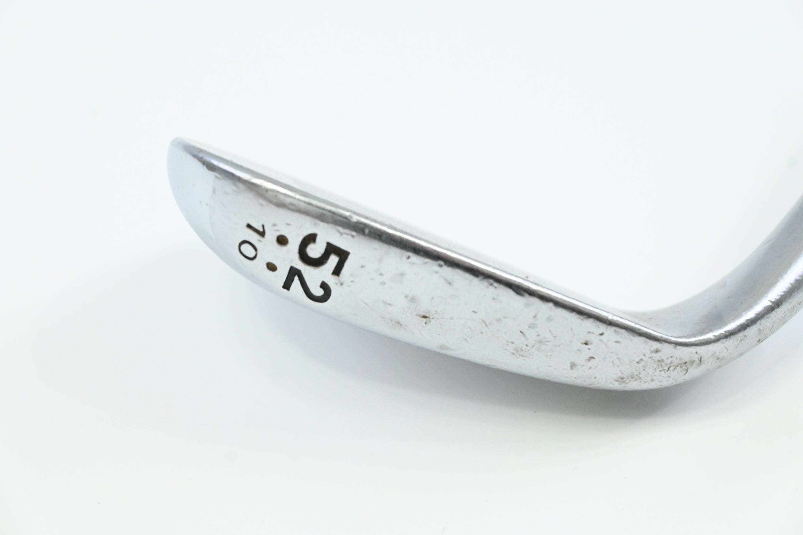 Cleveland 588 RTX Gap Wedge / 52 Degree / Wedge Flex Dynamic Gold Shaft