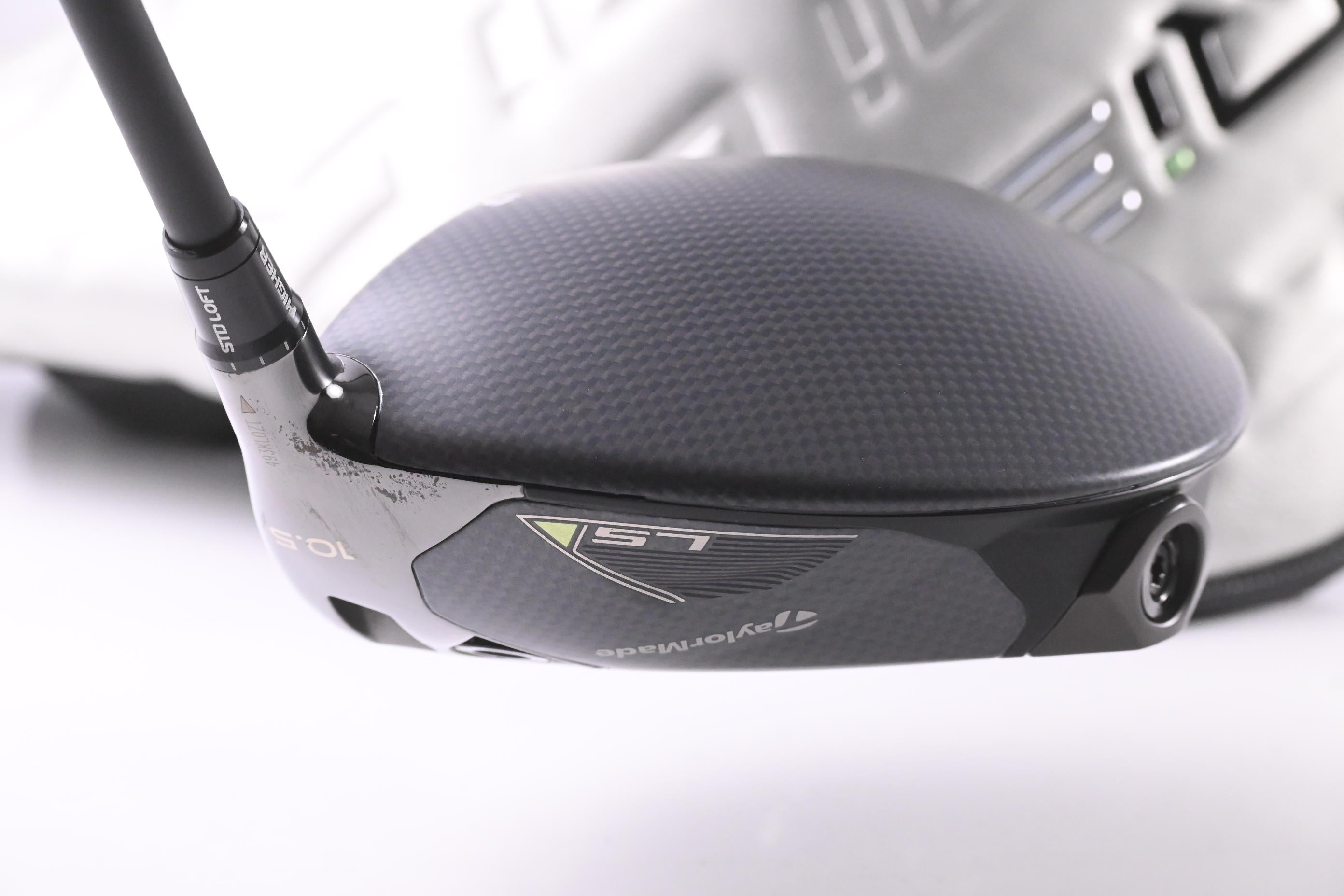 Taylormade Qi35 LS Driver / 10.5 Degree / Regular Flex Tensei AV Blue 65 Shaft