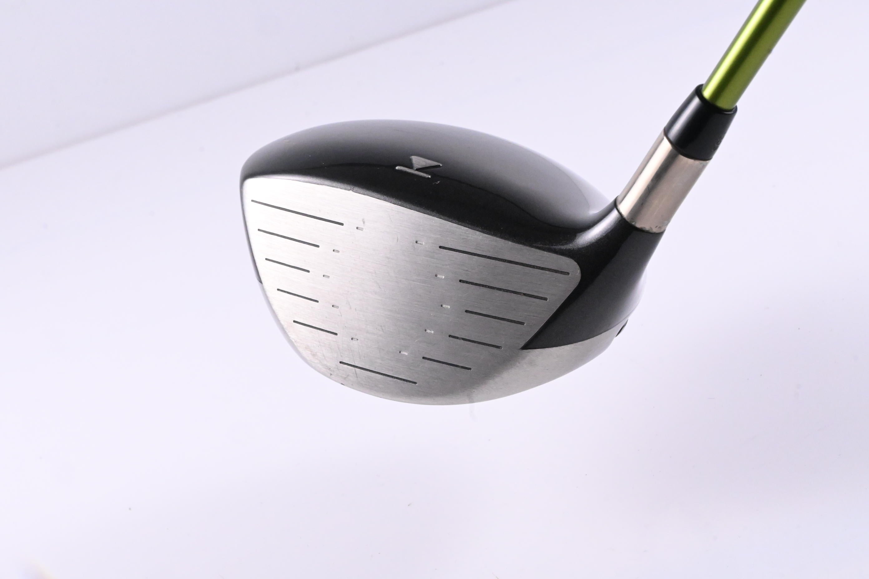 Titleist 905 T Driver / 9.5 Degree / Still Flex Aldila NV Green 65