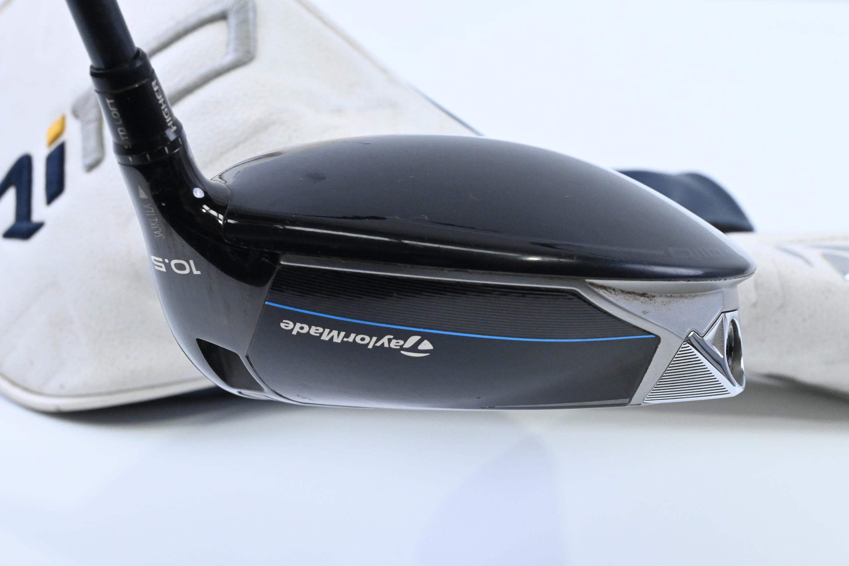 Taylormade Qi10 LS Driver / 10.5 Degree / Regular Flex Diamana T+ 60 Shaft