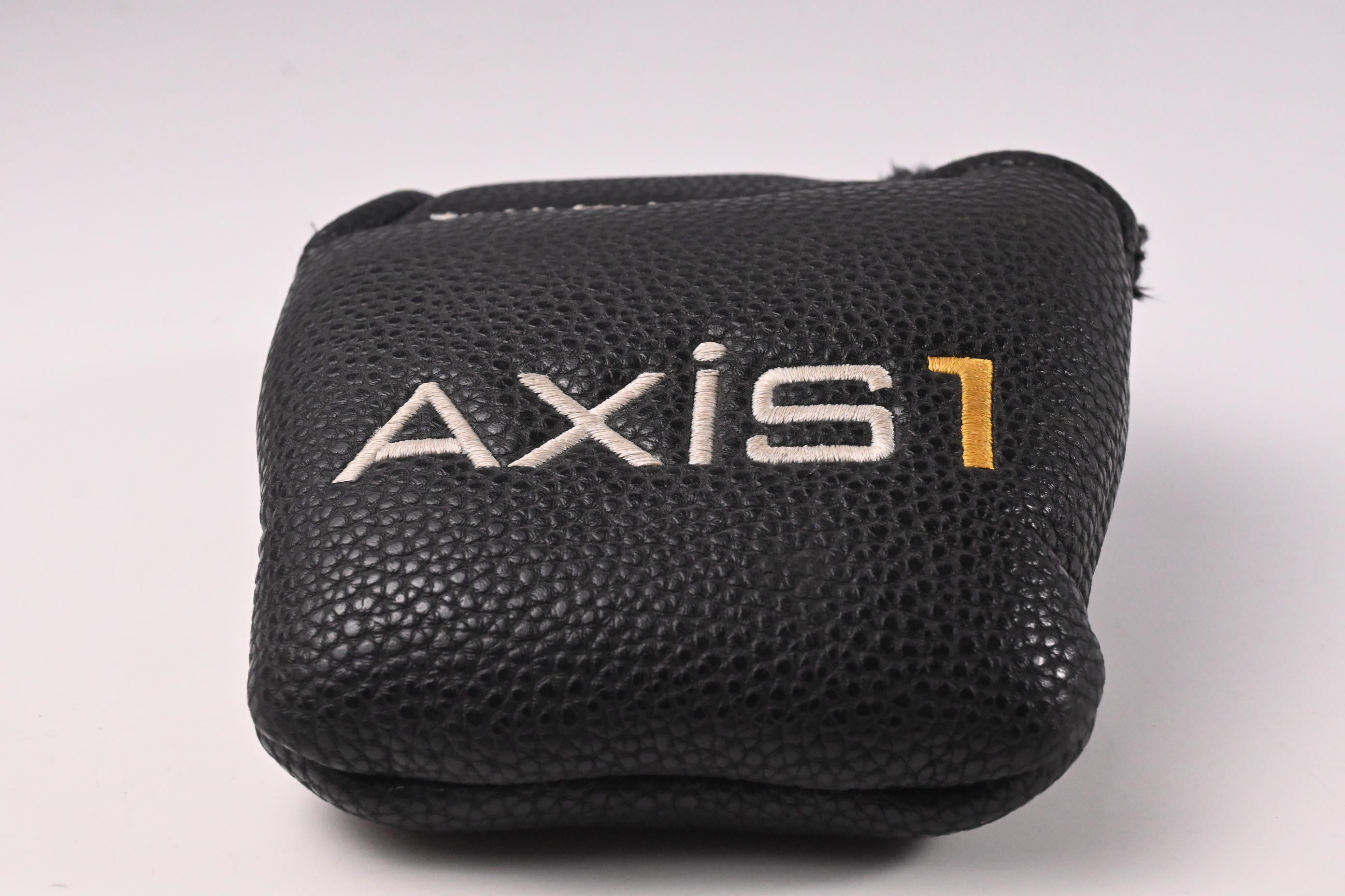 Axis1 Rose Putter / 35 Inch