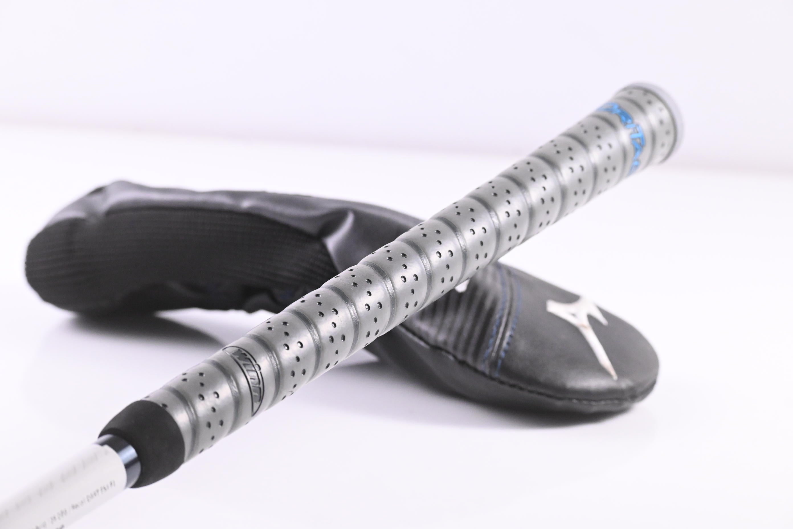 Ladies Mizuno JPX 925 Fli-Hi #7 Hybrid / 28 Degree / Ladies Flex UST Recoil Dart