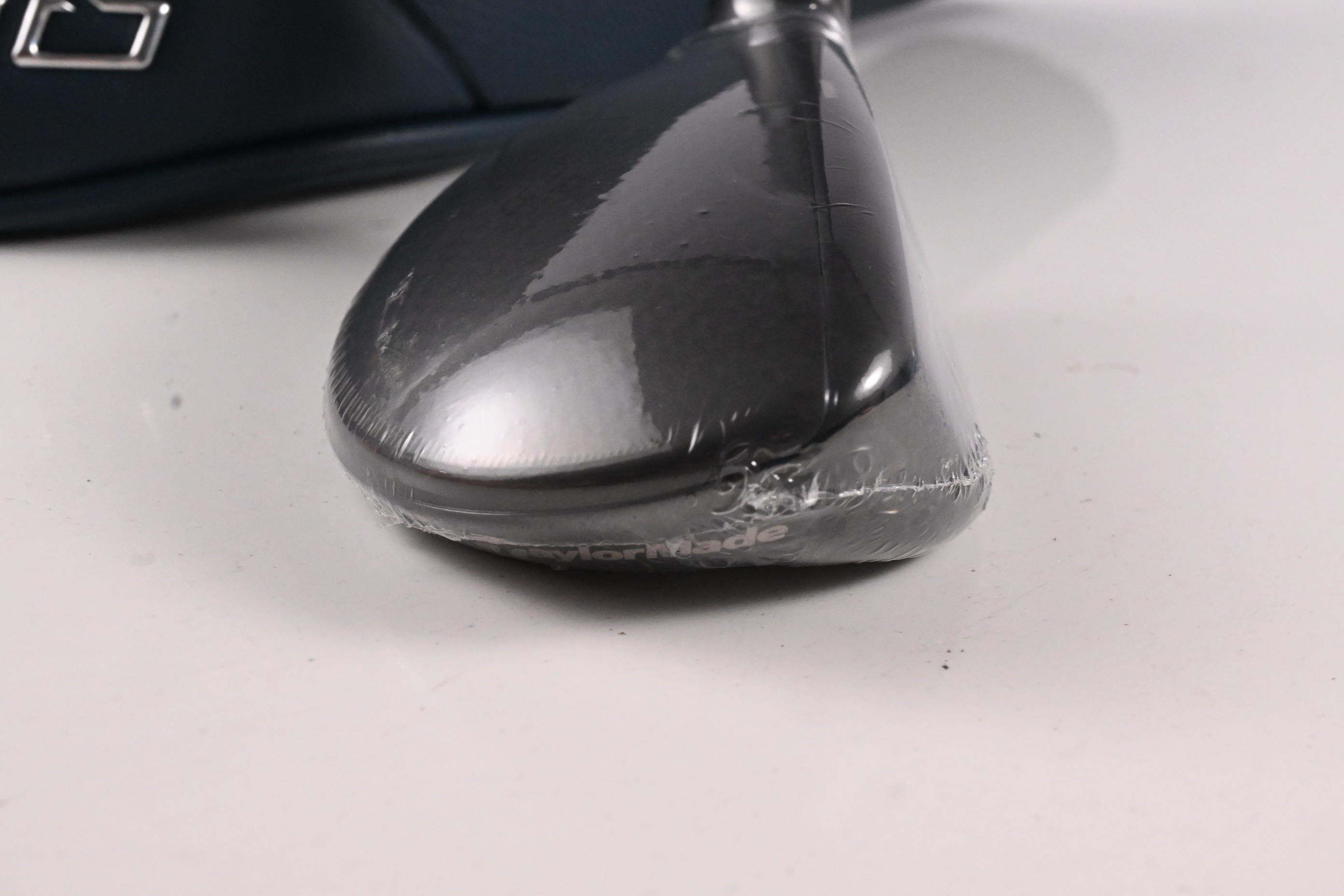 Taylormade Qi4D #4 Hybrid / 22 Degree / Regular Flex Reax KBS 65 Shaft