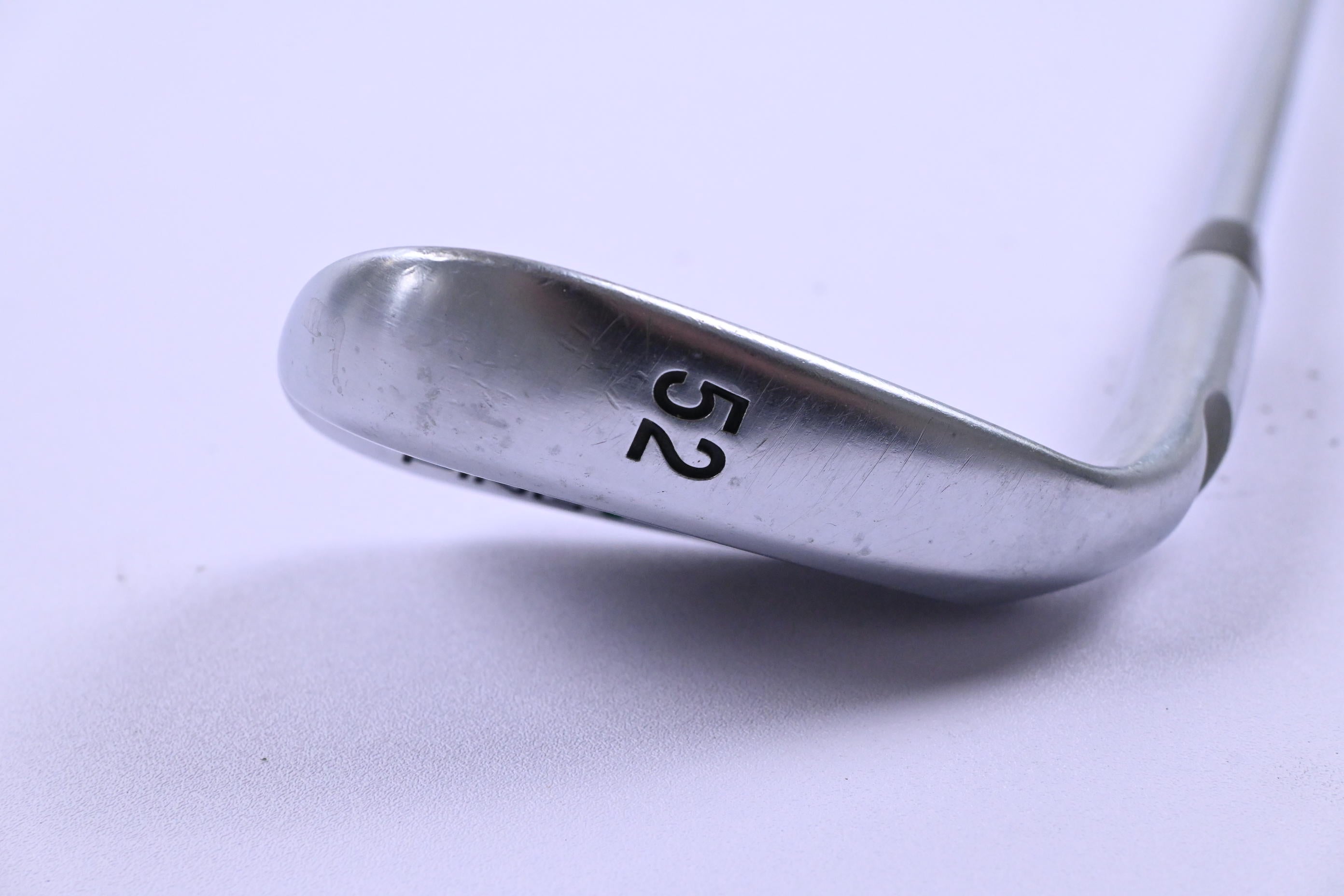 Ping Tour-W Gap Wedge / 52 Degree / Green Dot / Regular Flex Ping AWT Shaft