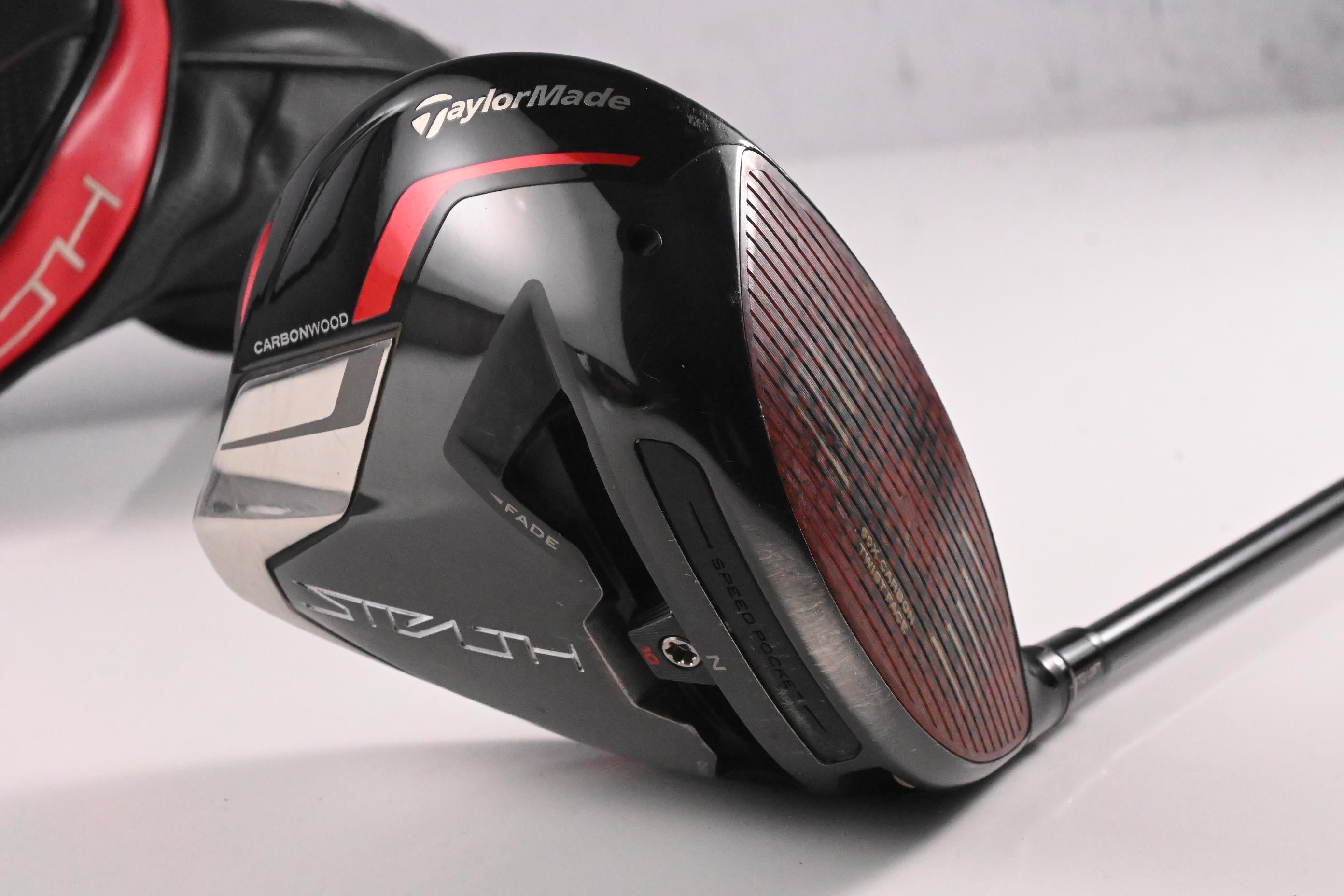 Taylormade Stealth Plus Driver / 8 Degree / X-Flex HZRDUS Smoke RDX Red 60 Shaft