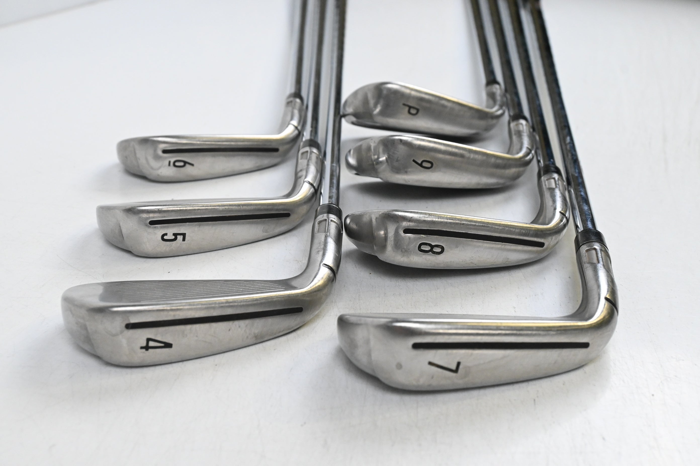 Taylormade SIM2 Max Irons / 4-PW / Regular Flex KBS MAX MT 85 Shafts