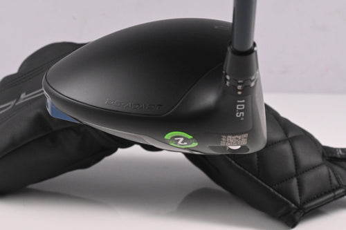 Left Hand Cobra DS-Adapt X Driver / 10.5 Degree / Regular Flex Denali Blue 60