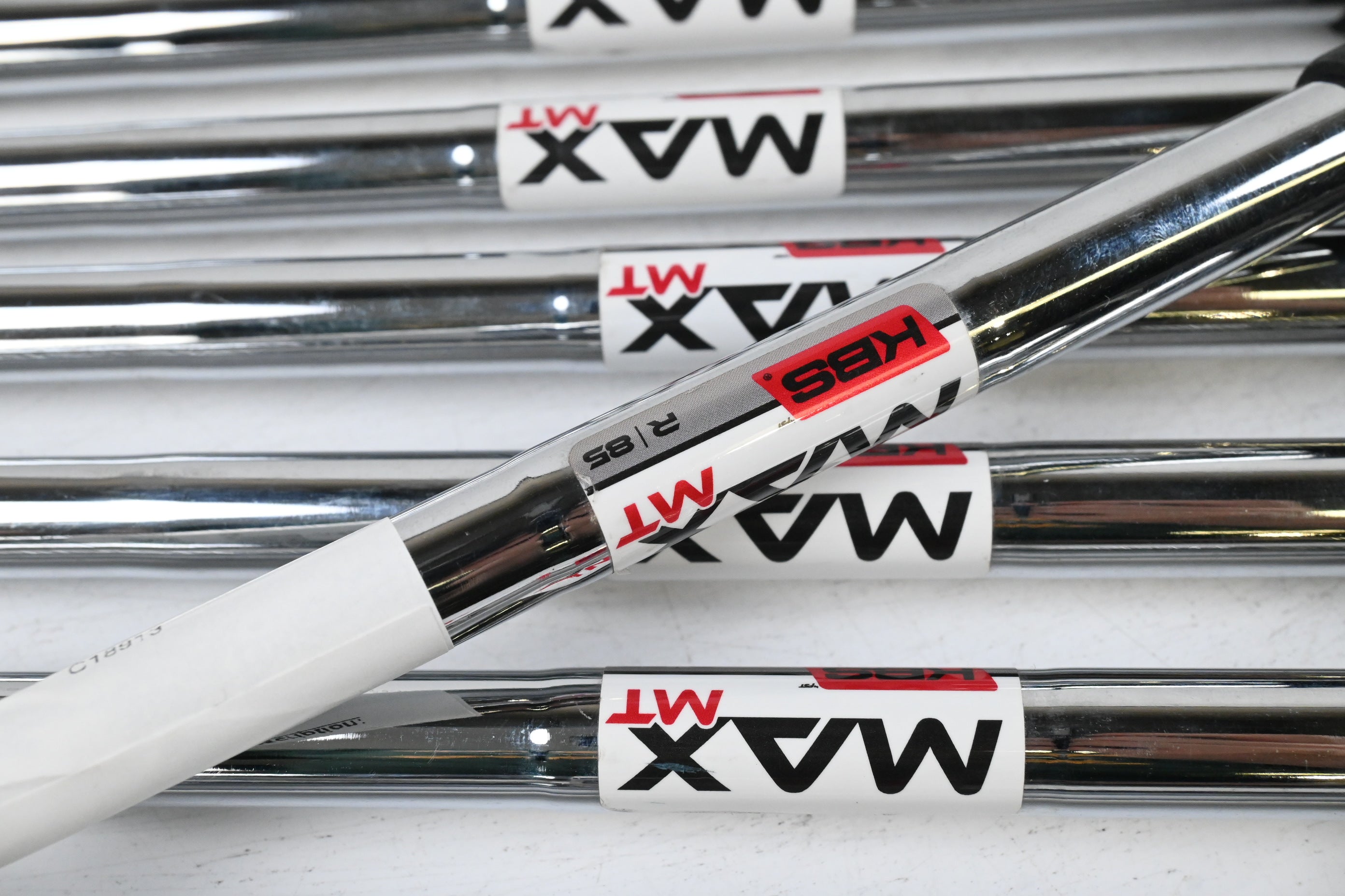 Taylormade SIM2 Max Irons / 4-PW / Regular Flex KBS MAX MT 85 Shafts