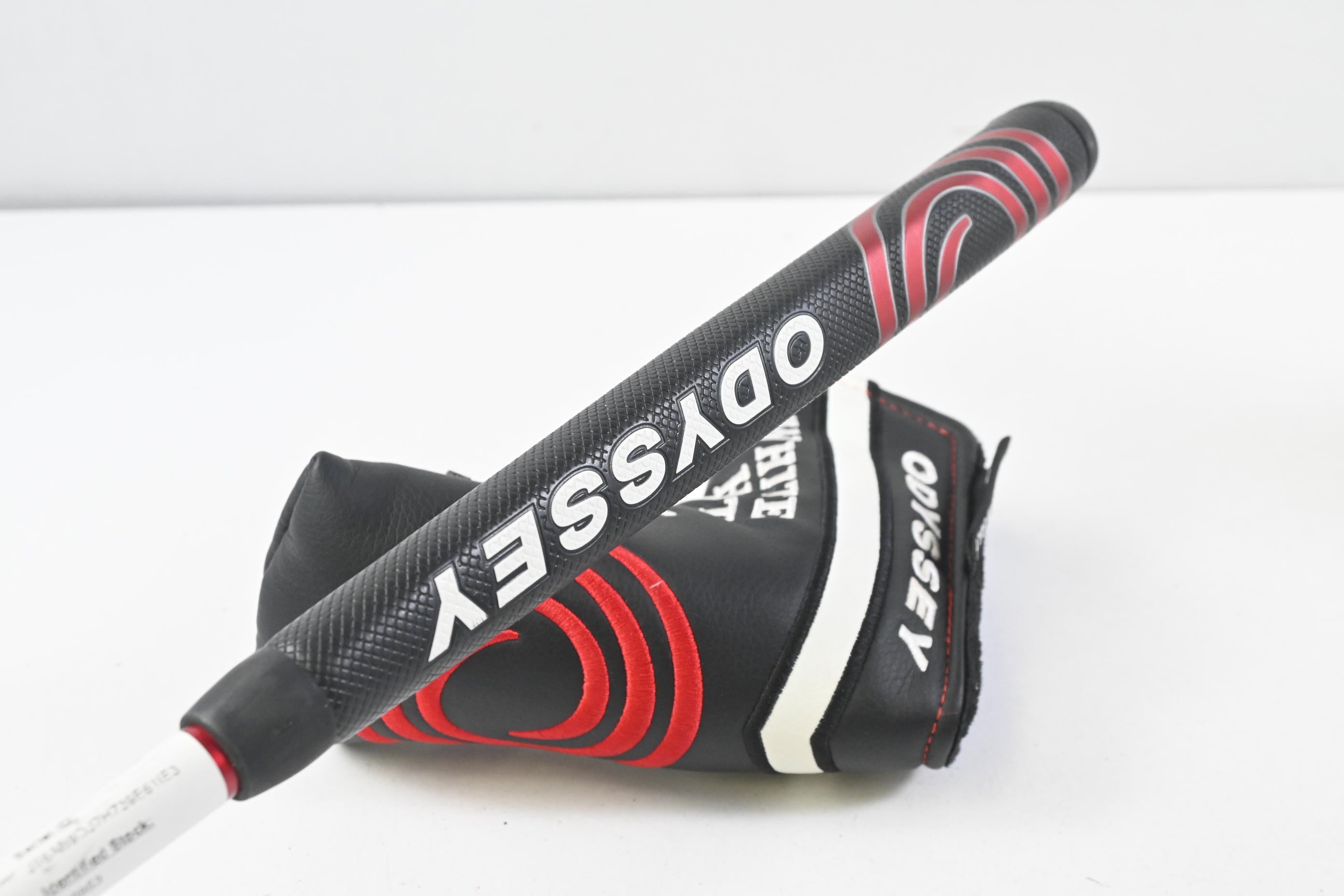 Odyssey White Hot Versa One Putter / 33 Inch