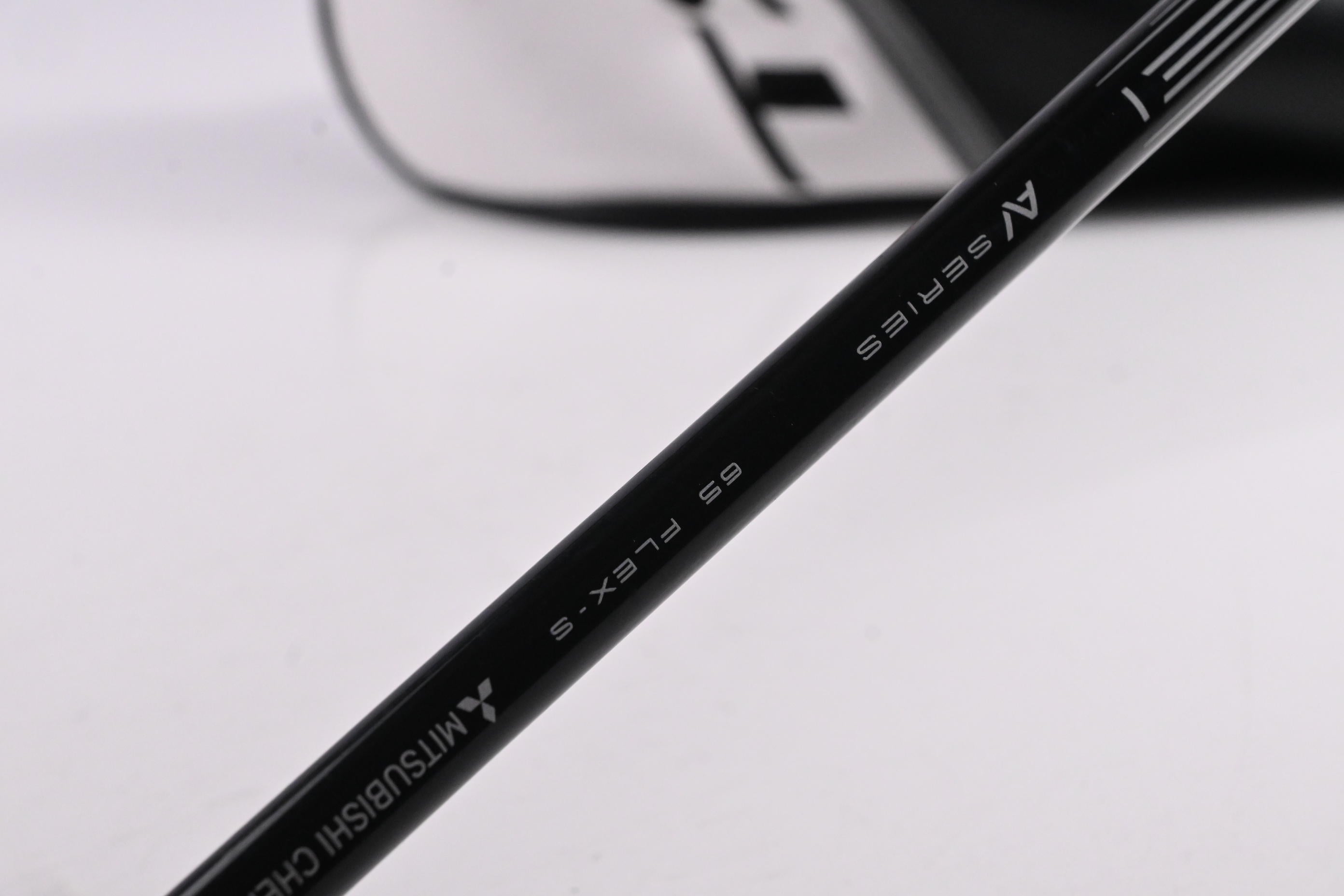 Titleist TSR2 #3 Wood / 15 Degree / Stiff Flex Tensei AV Blue 65 Shaft