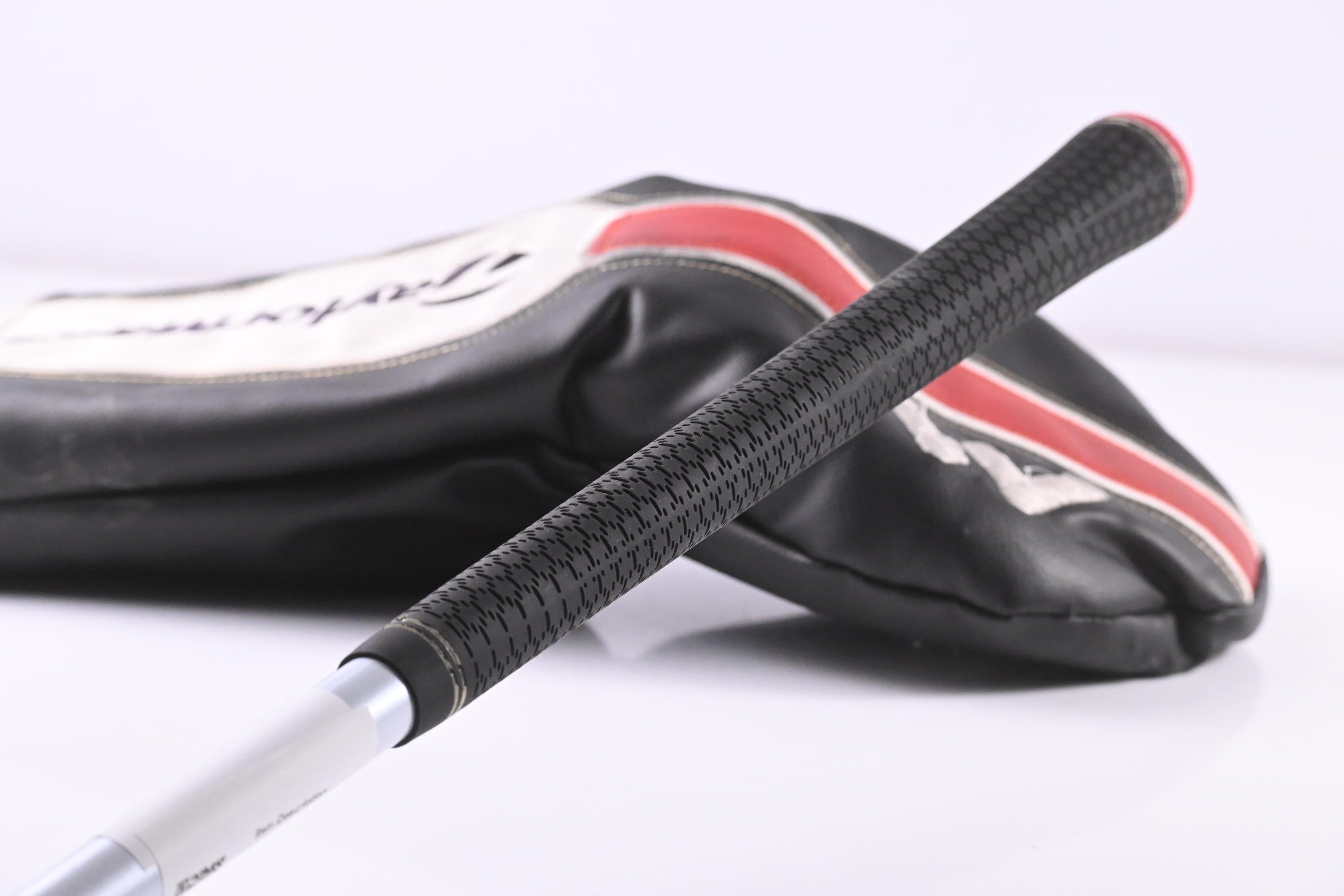 Left Hand Taylormade M1 2016 Driver / 10.5 Degree / Regular Flex Kuro Kage 60