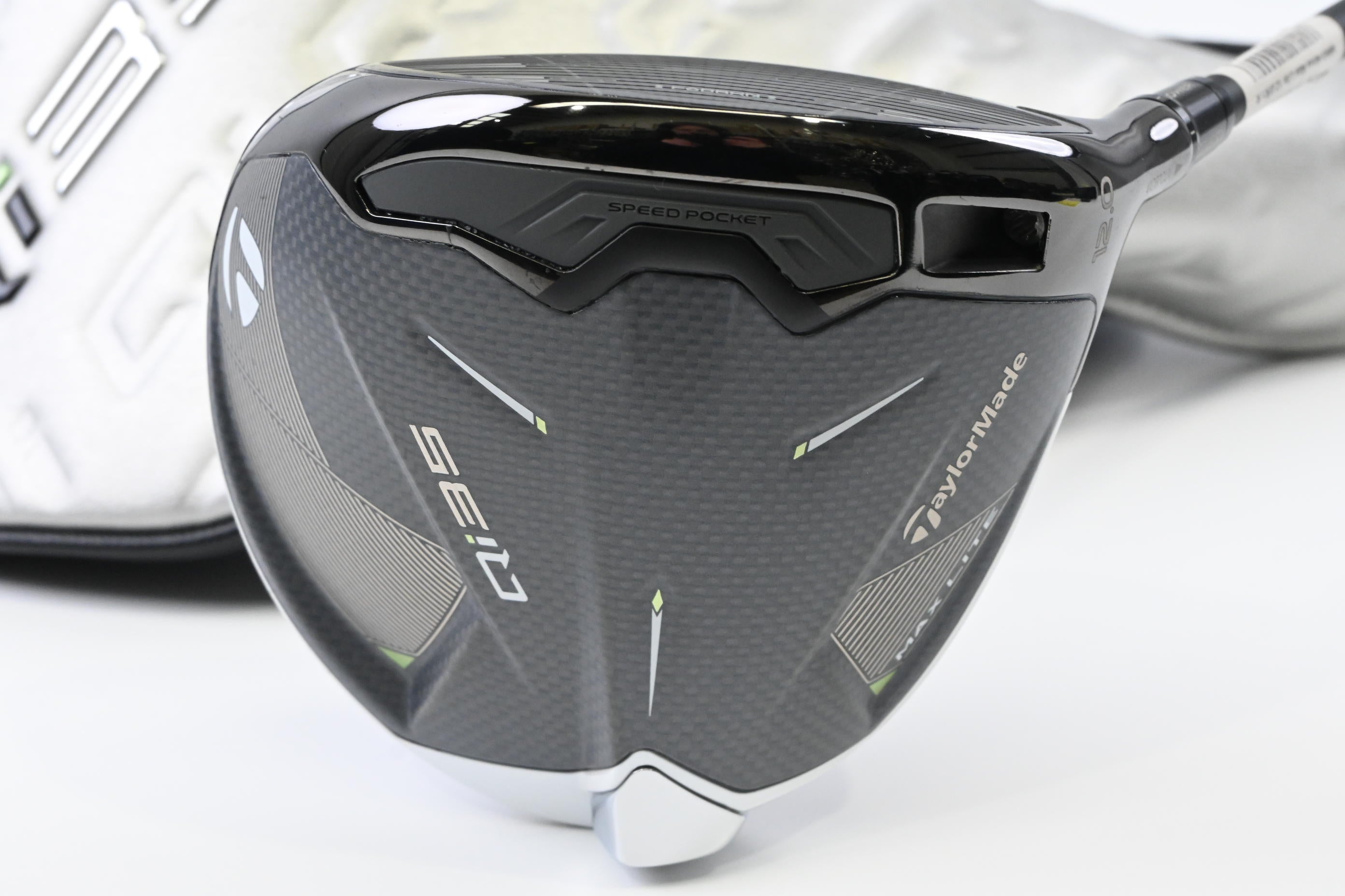 Taylormade Qi35 Max Lite Driver / 12 Degree / Regular Flex Vanquish 4 Shaft