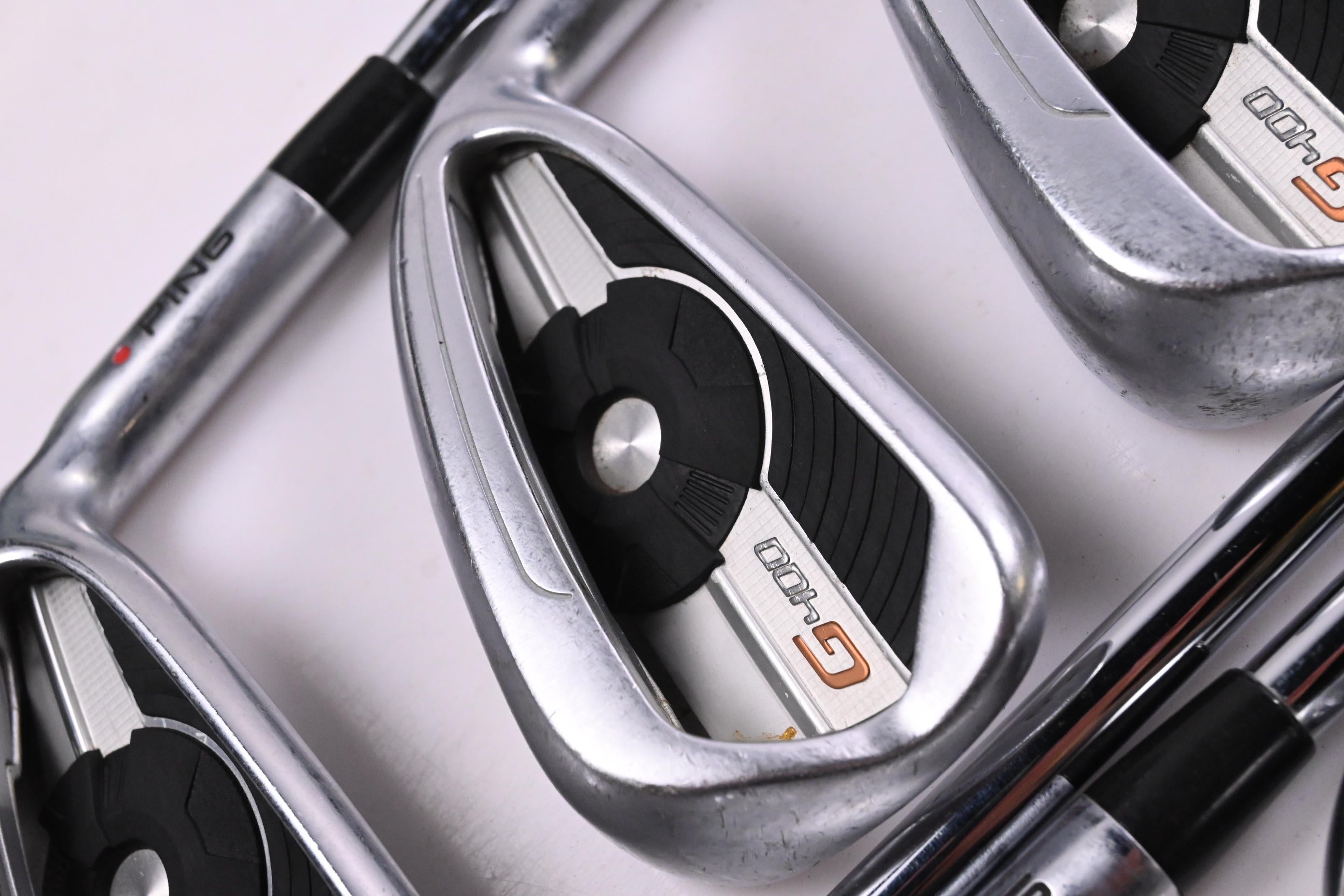 Ping G400 Irons / 5-PW+SW / Red Dot / Regular Flex Ping AWT 2.0 Shafts