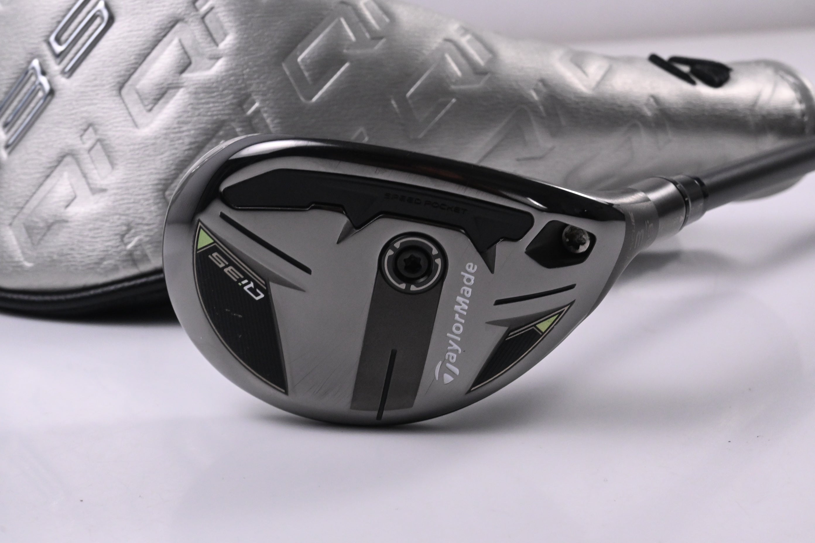 Taylormade Qi35 #3 Hybrid / 19 Degree / Regular Flex Fujikura Ventus Blue '25 6